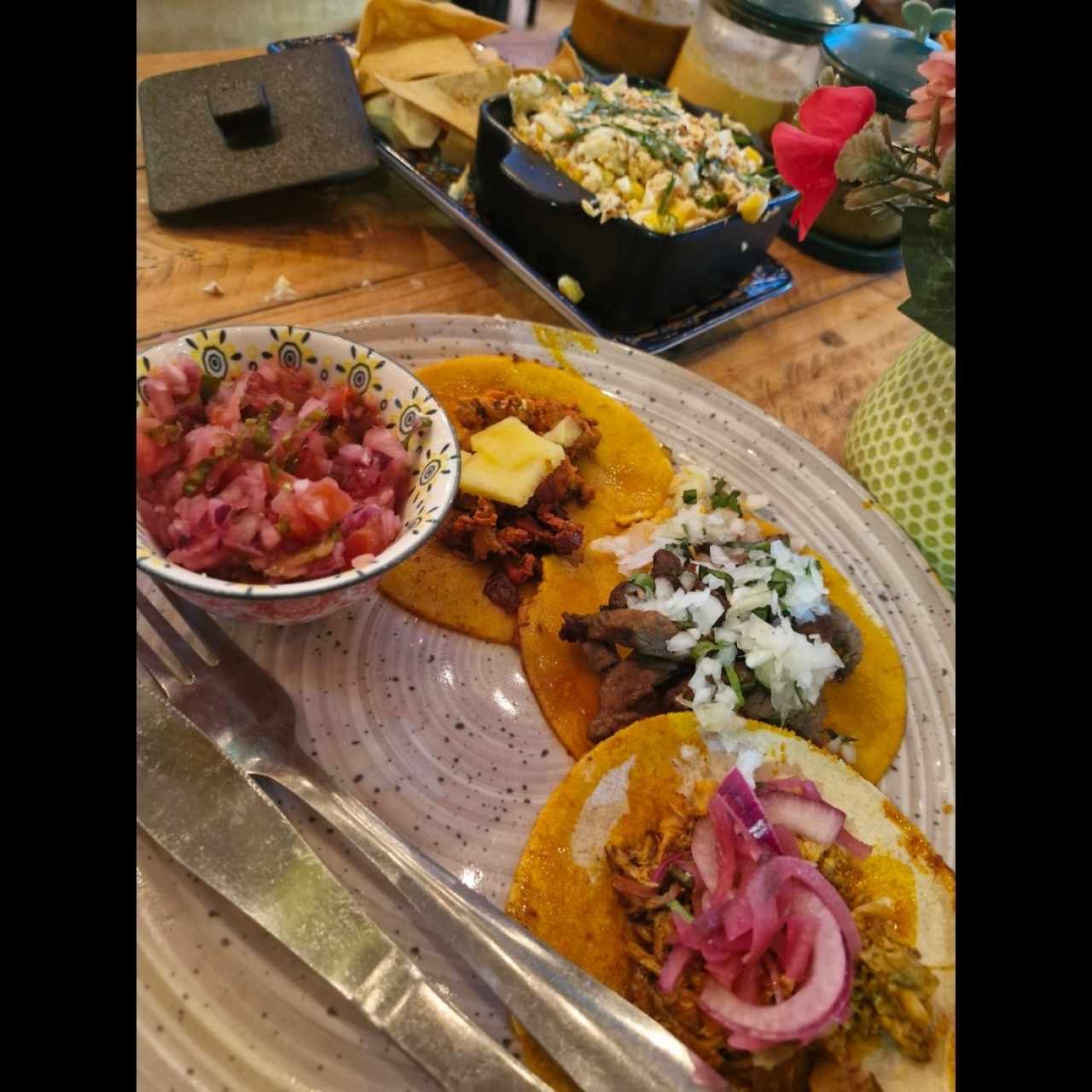 Tacos Trio (Sin queso) Poner atencion porque cobran mozarella y no lo trae