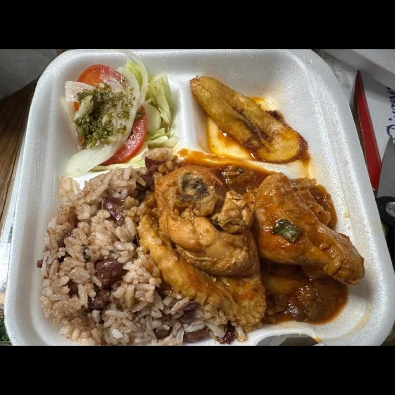 Pollo guisado 