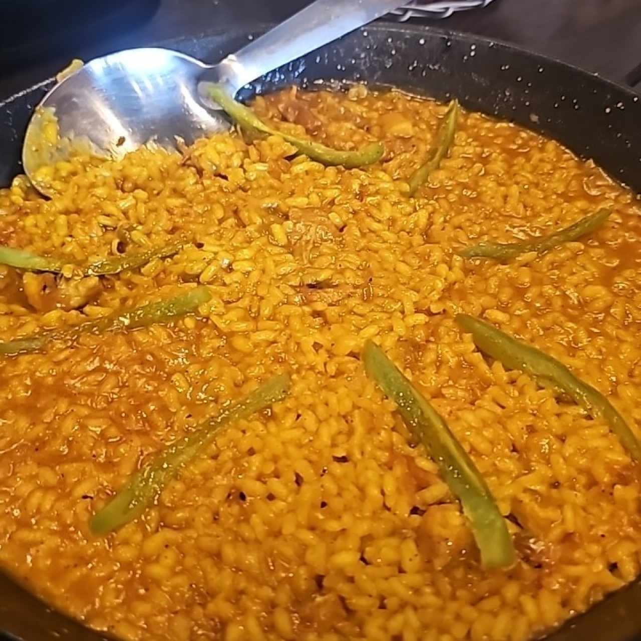 paella de carnes