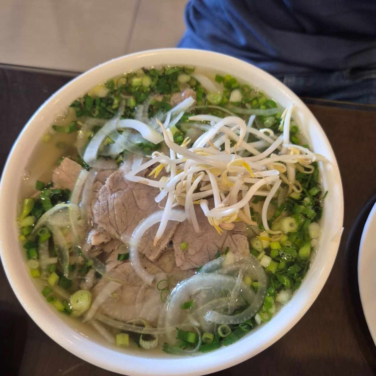 Pho de carne de res
