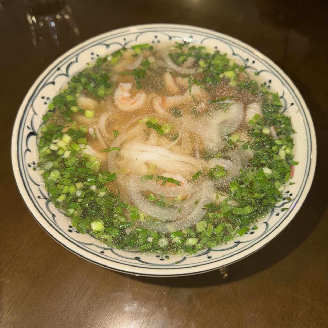 Pho de camarones