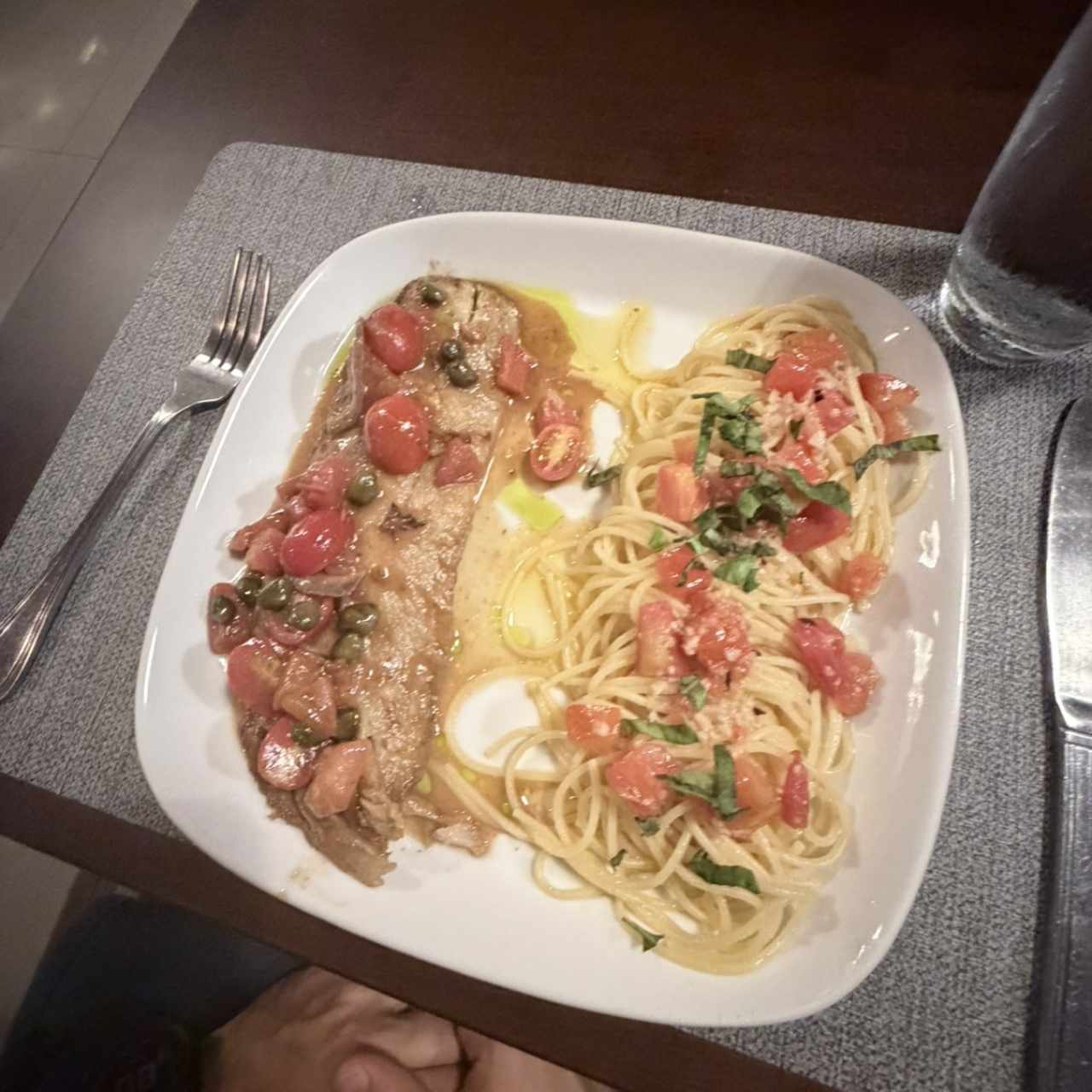 Filete corvina a la plancha con Spaguetti al oleo