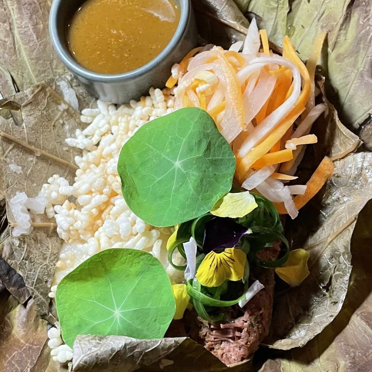 TAMAL STICKY RICE CON PATO