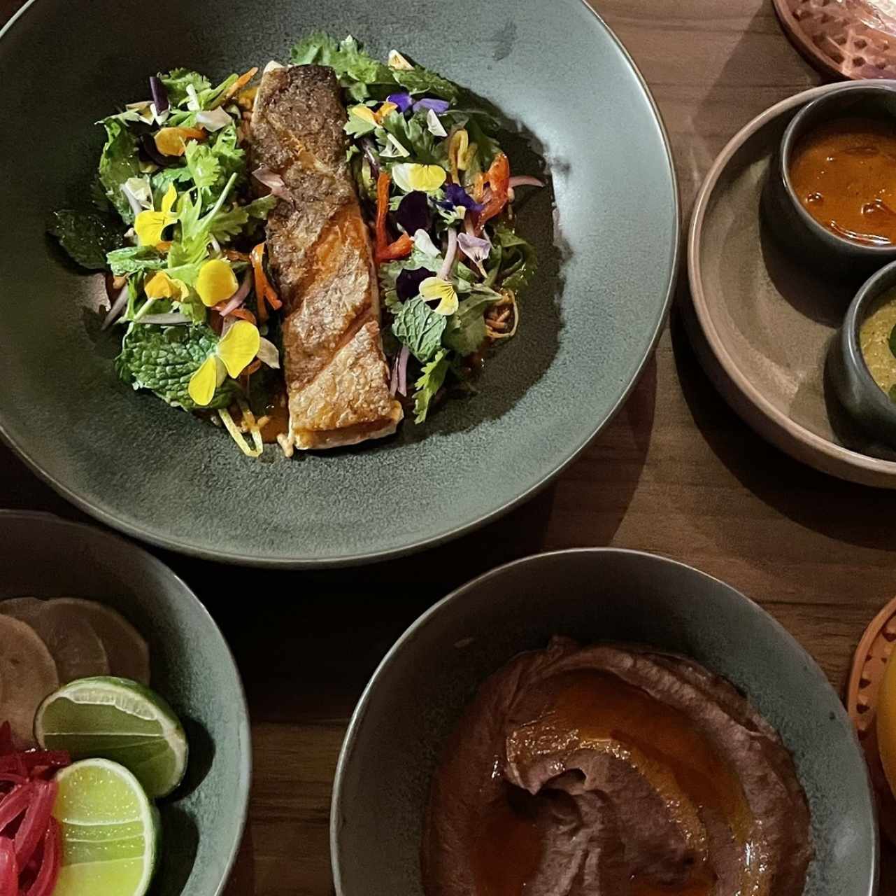 PLATOS FUERTES - PESCADO SARANDEAO CARIBEÑO
