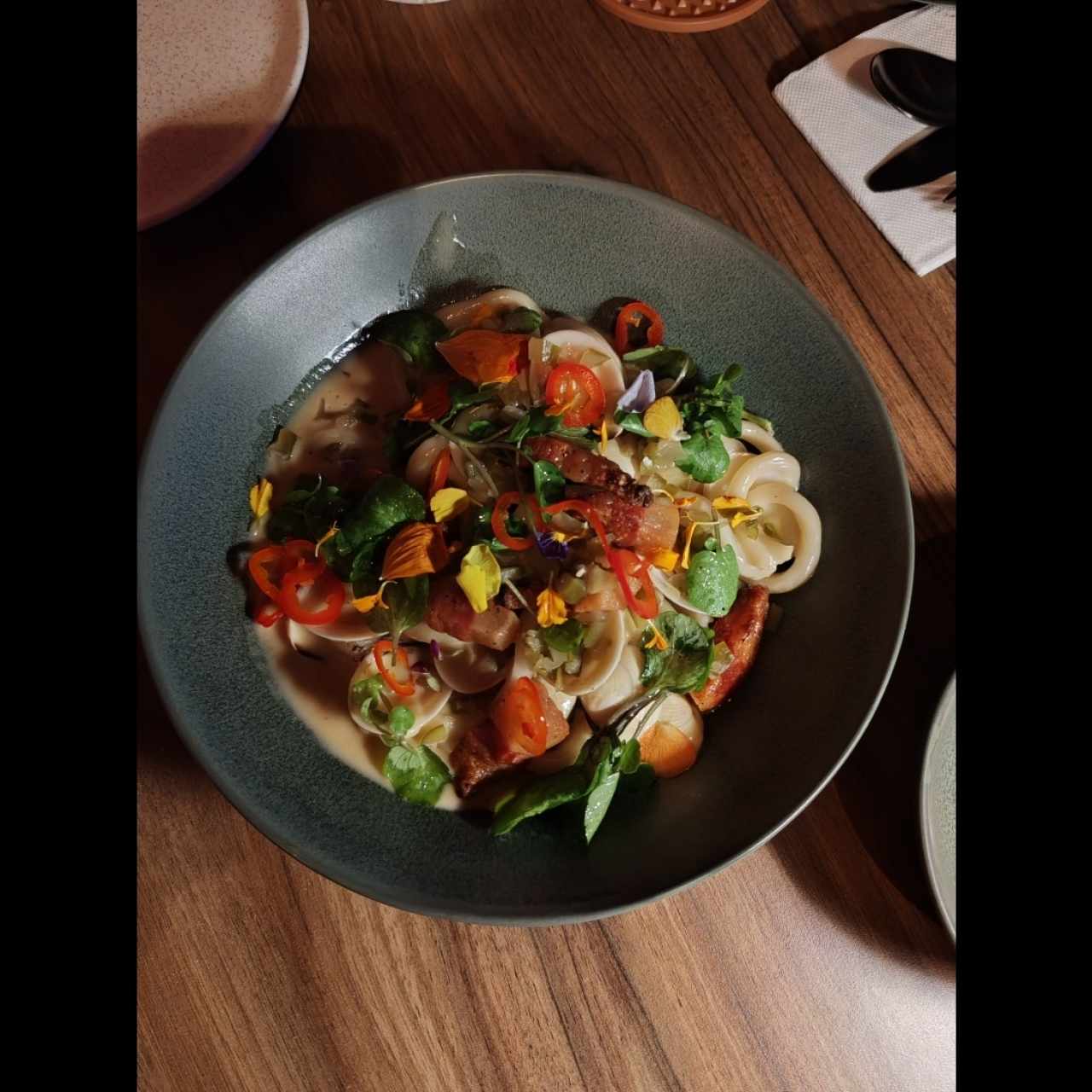 PLATOS FUERTES - PESCADO SARANDEAO CARIBEÑO