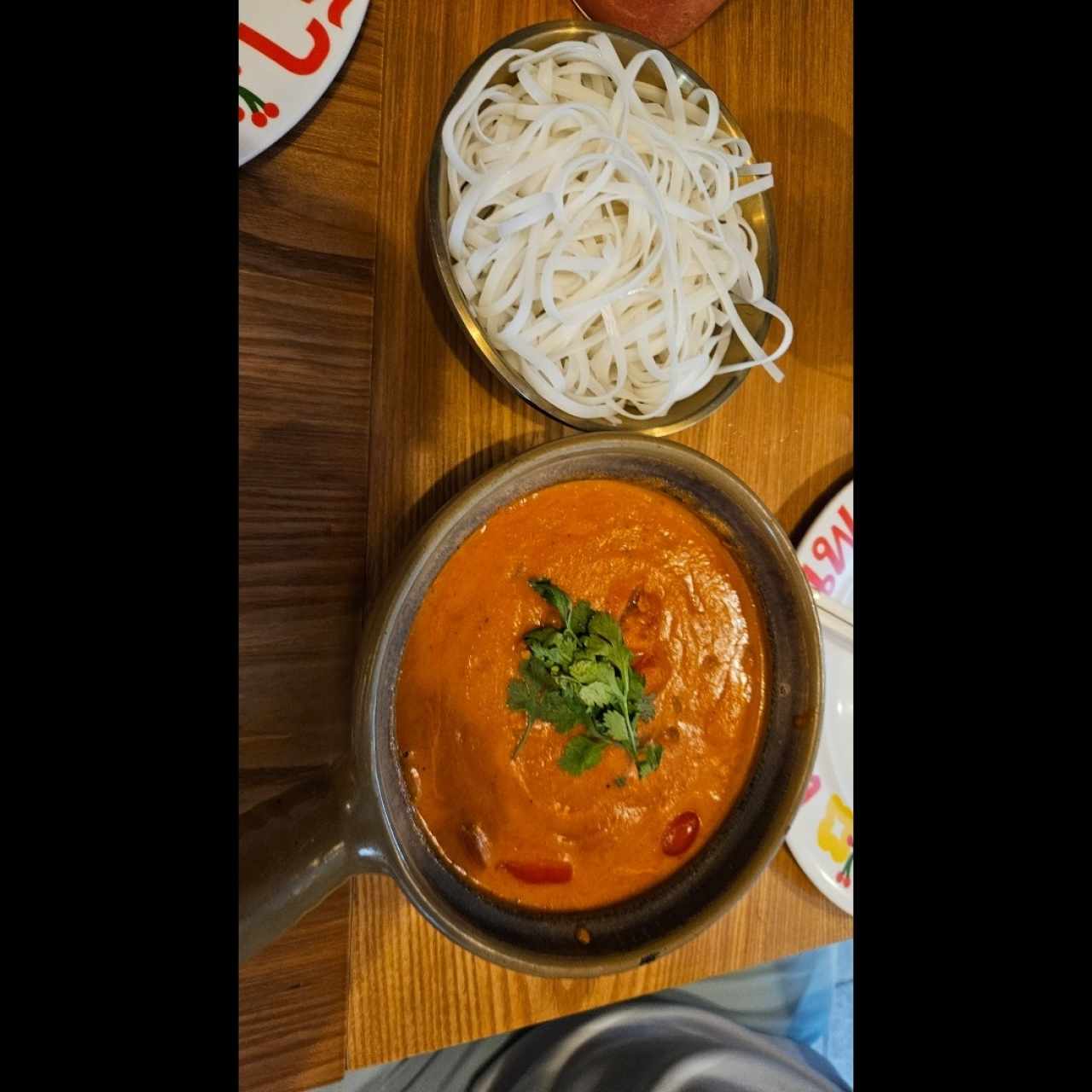 curry con fideos