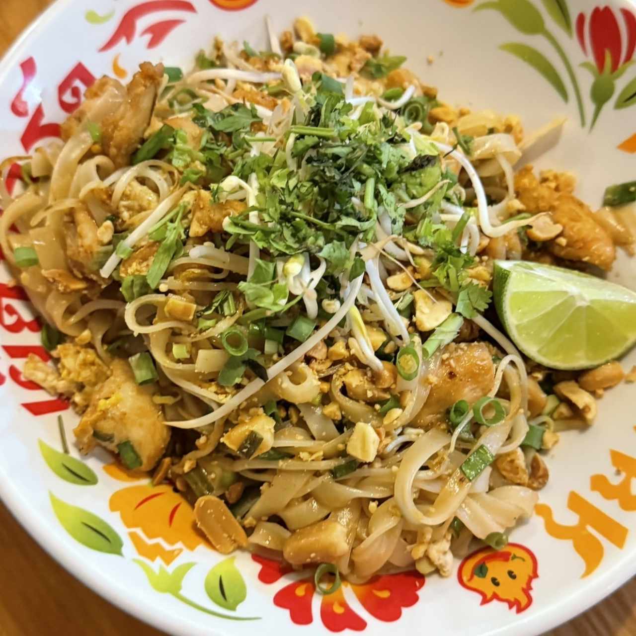 Pad thai de pollo