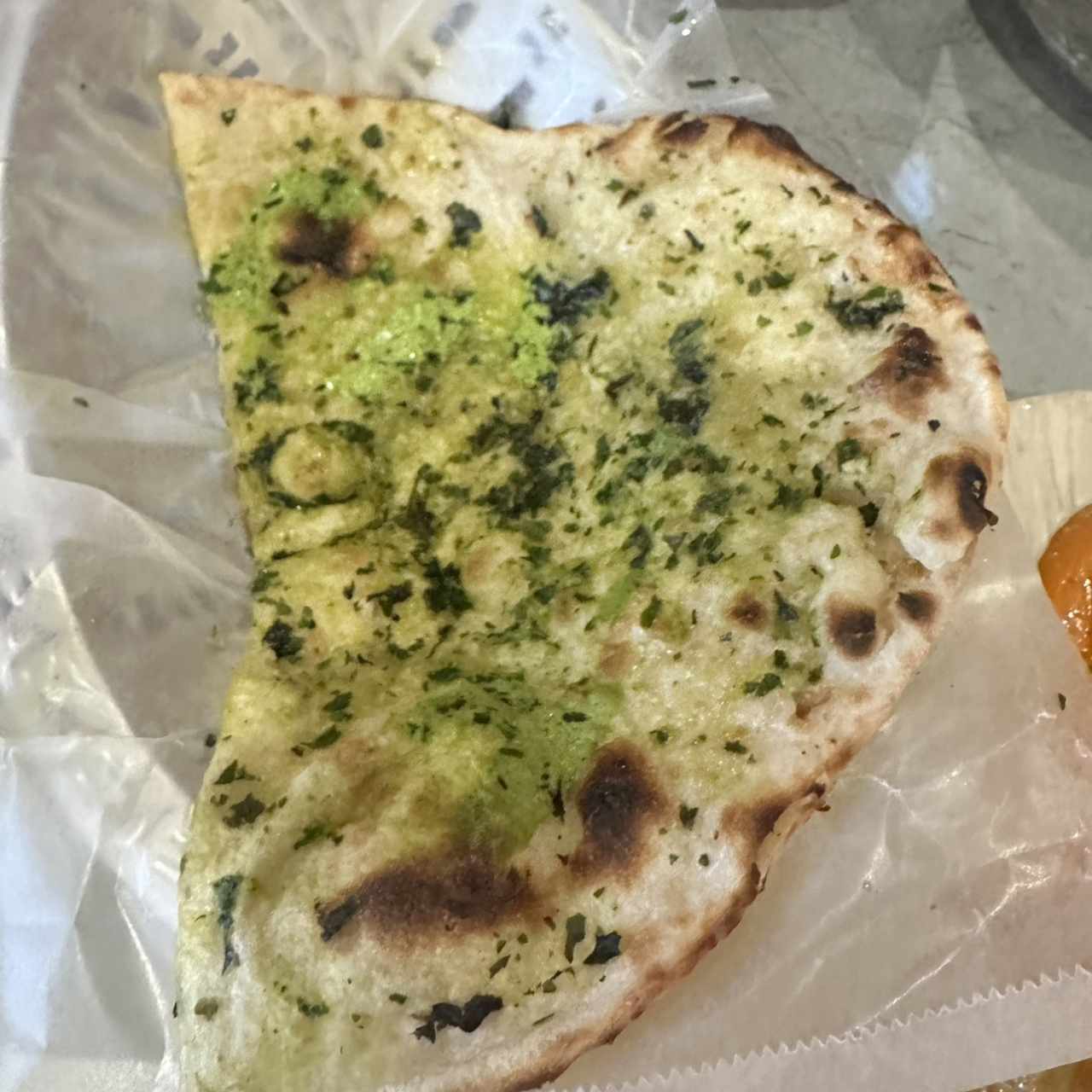 Pesto naan