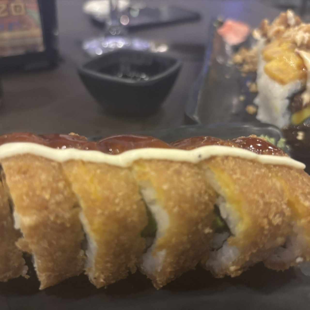 Sushi de pollo apanado