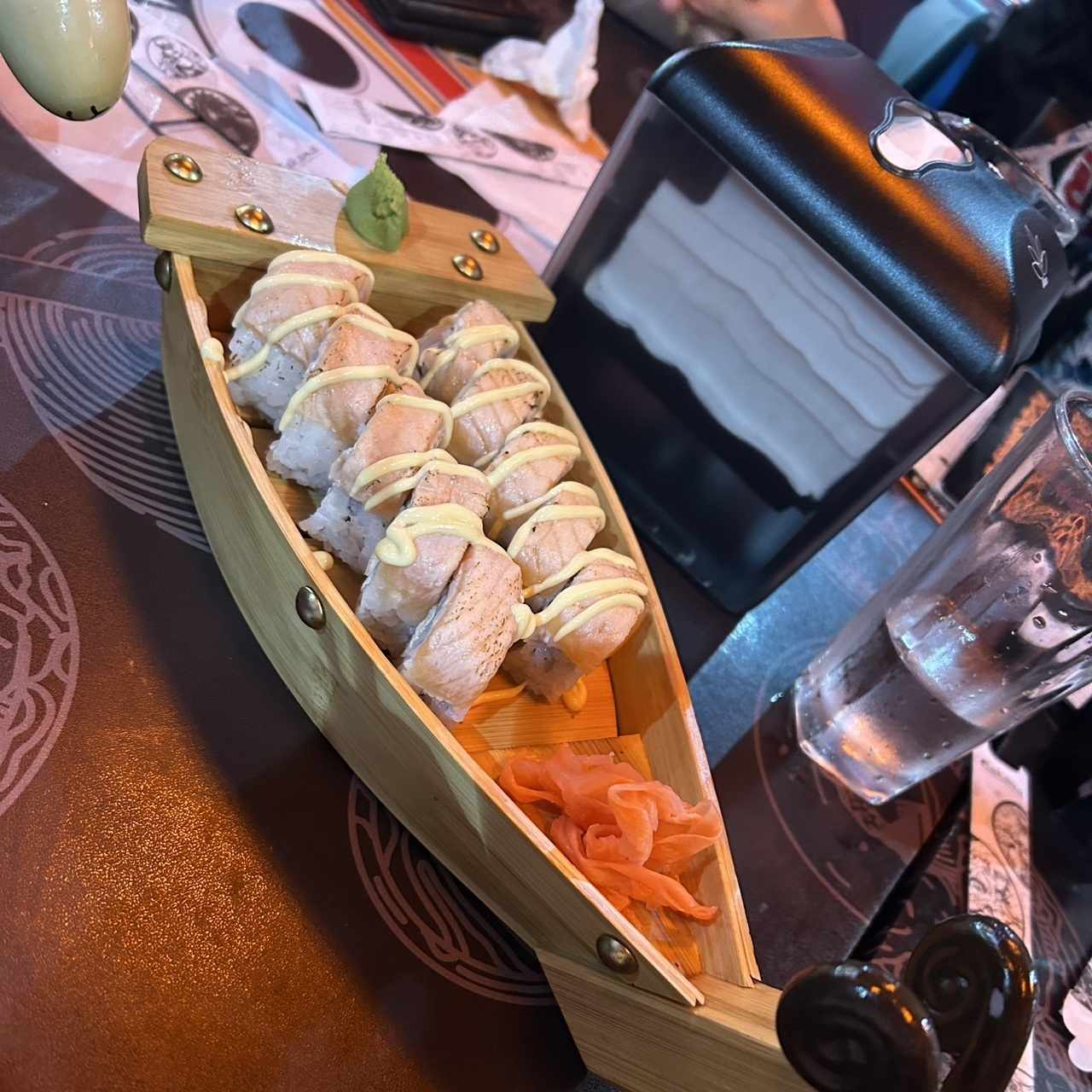 Puño de fuego roll 