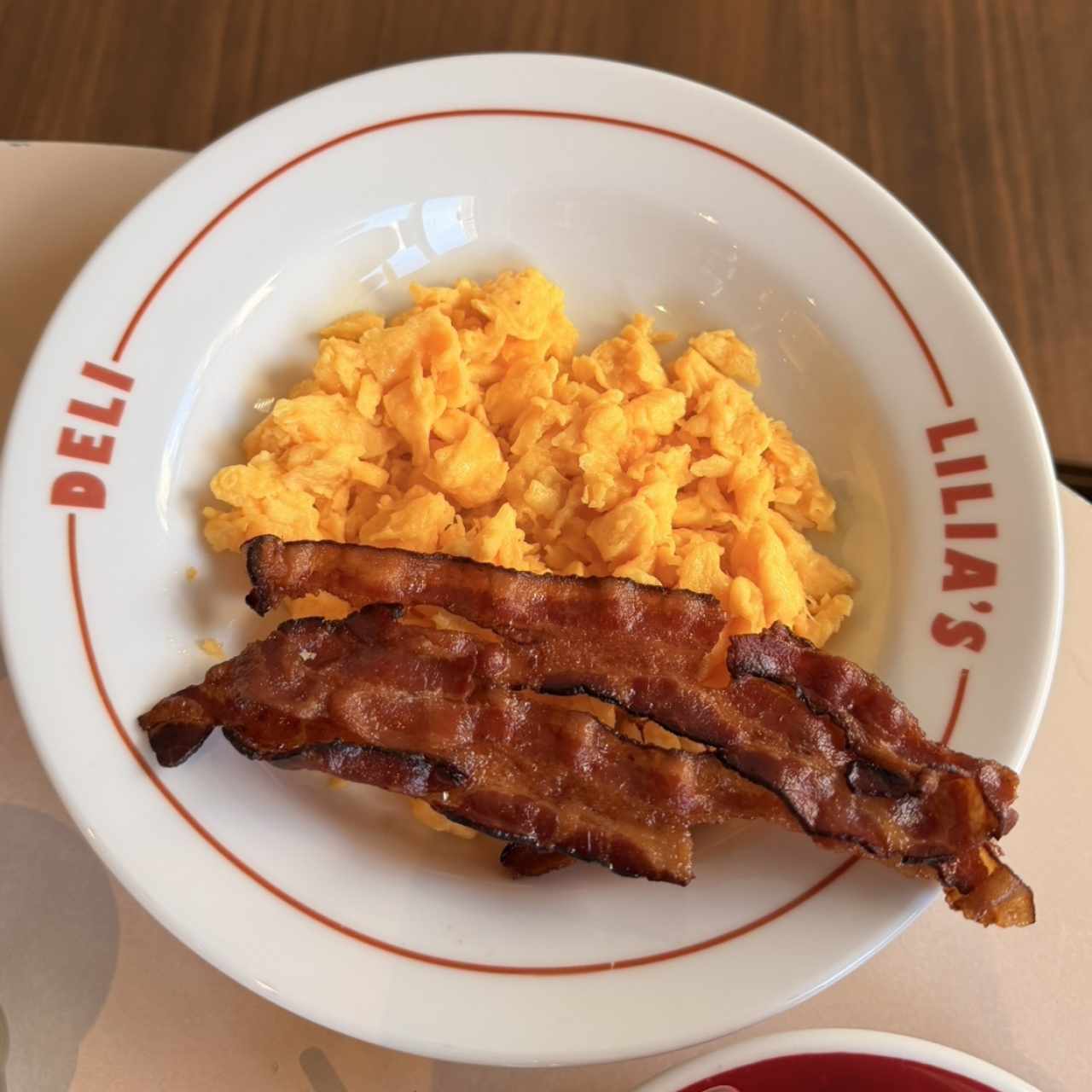 Huevos tocino 
