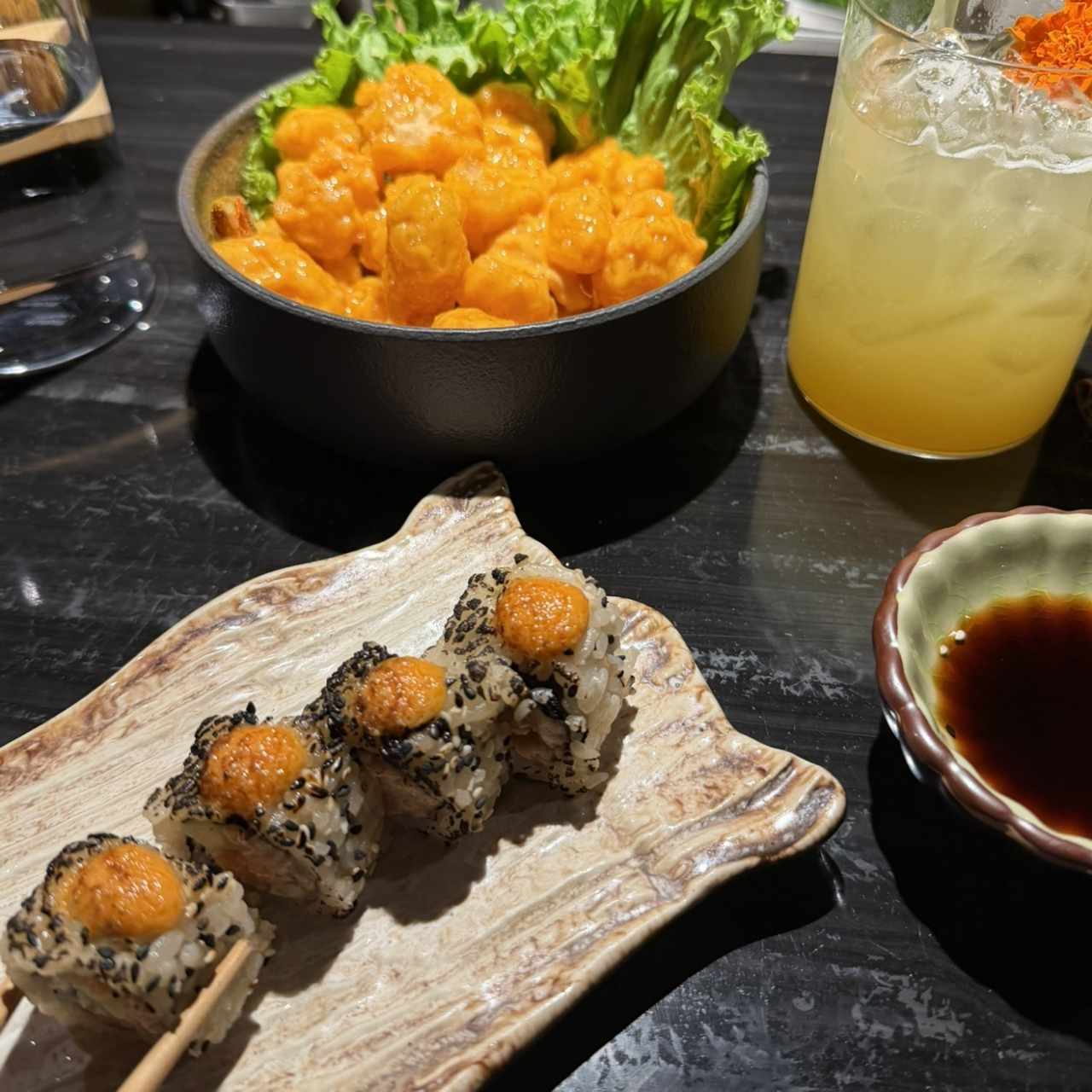 Camarones y sushi 