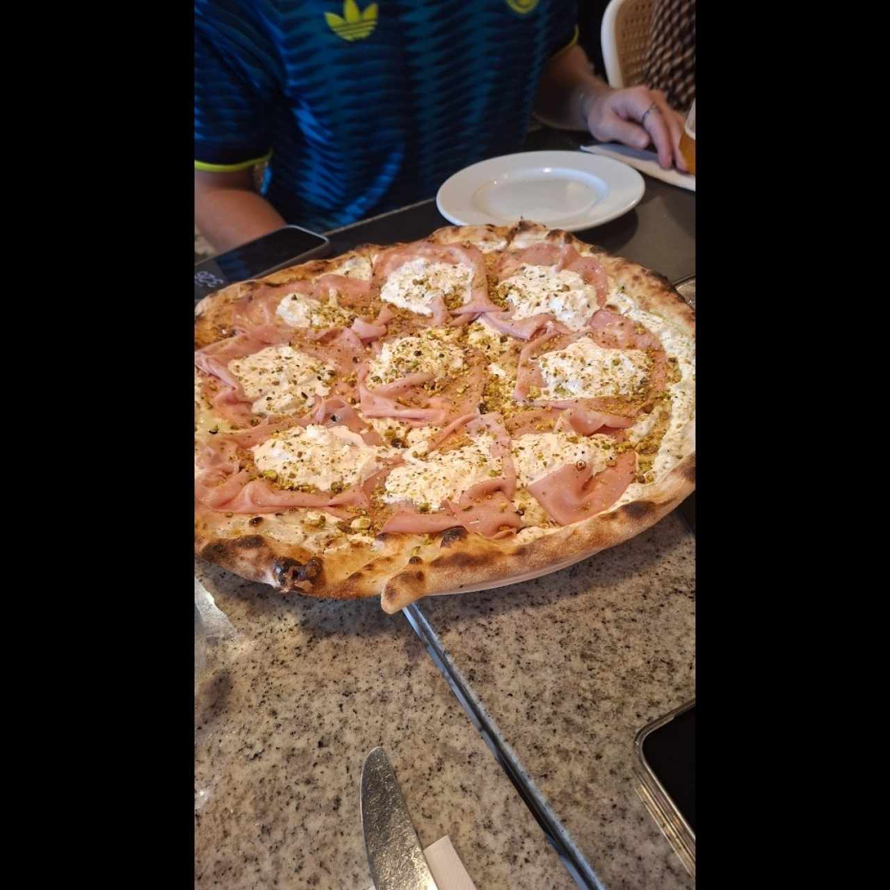 Pizza Bologna