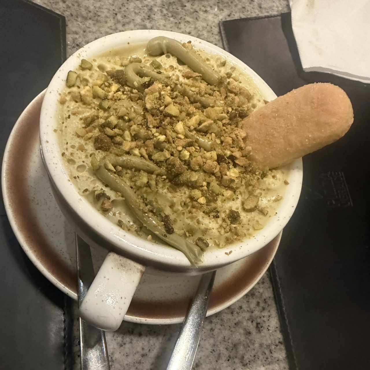 Tiramisú de pistacho