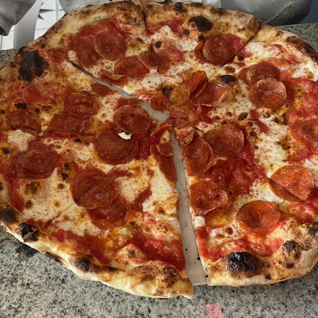 Pizza diavola peperoni 