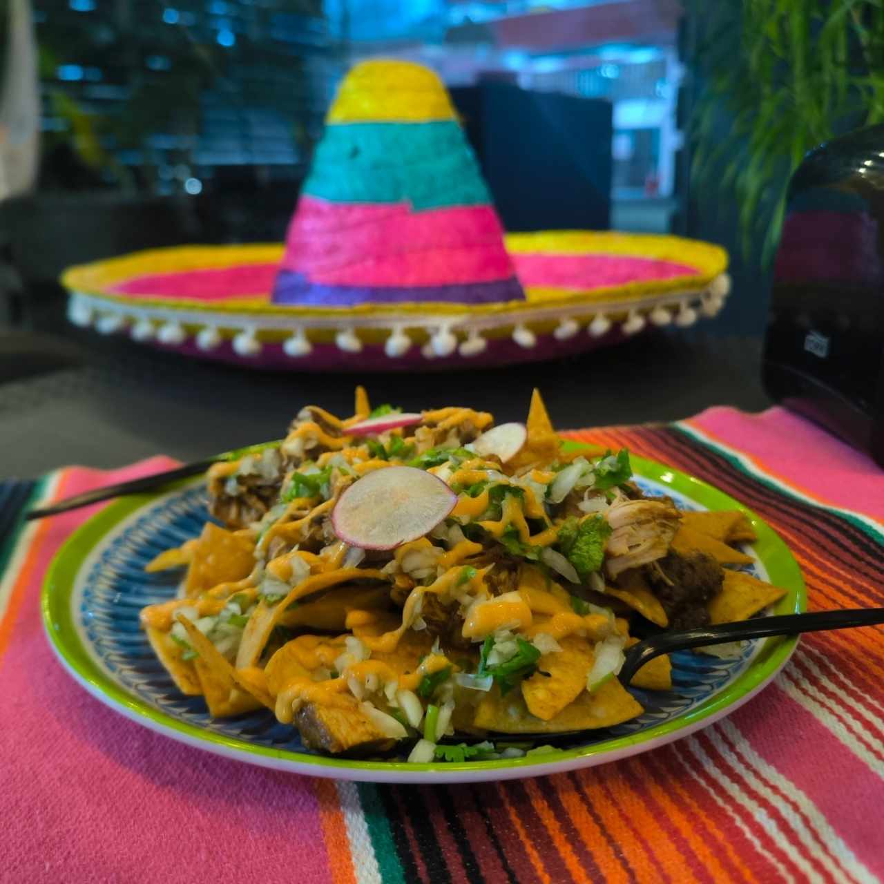 Chilaquiles con birria
