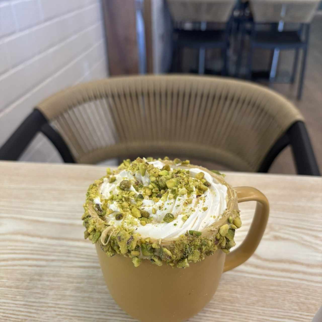 Pistacho Latte