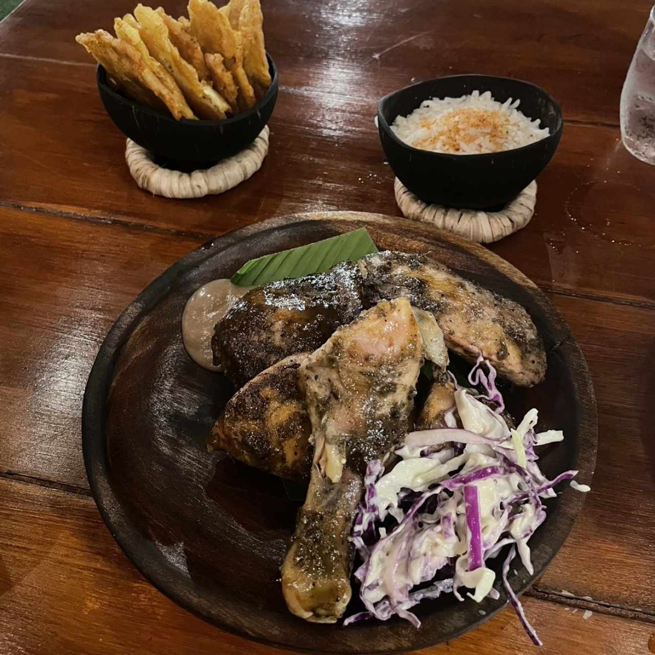 Pollo jerk a la brasa