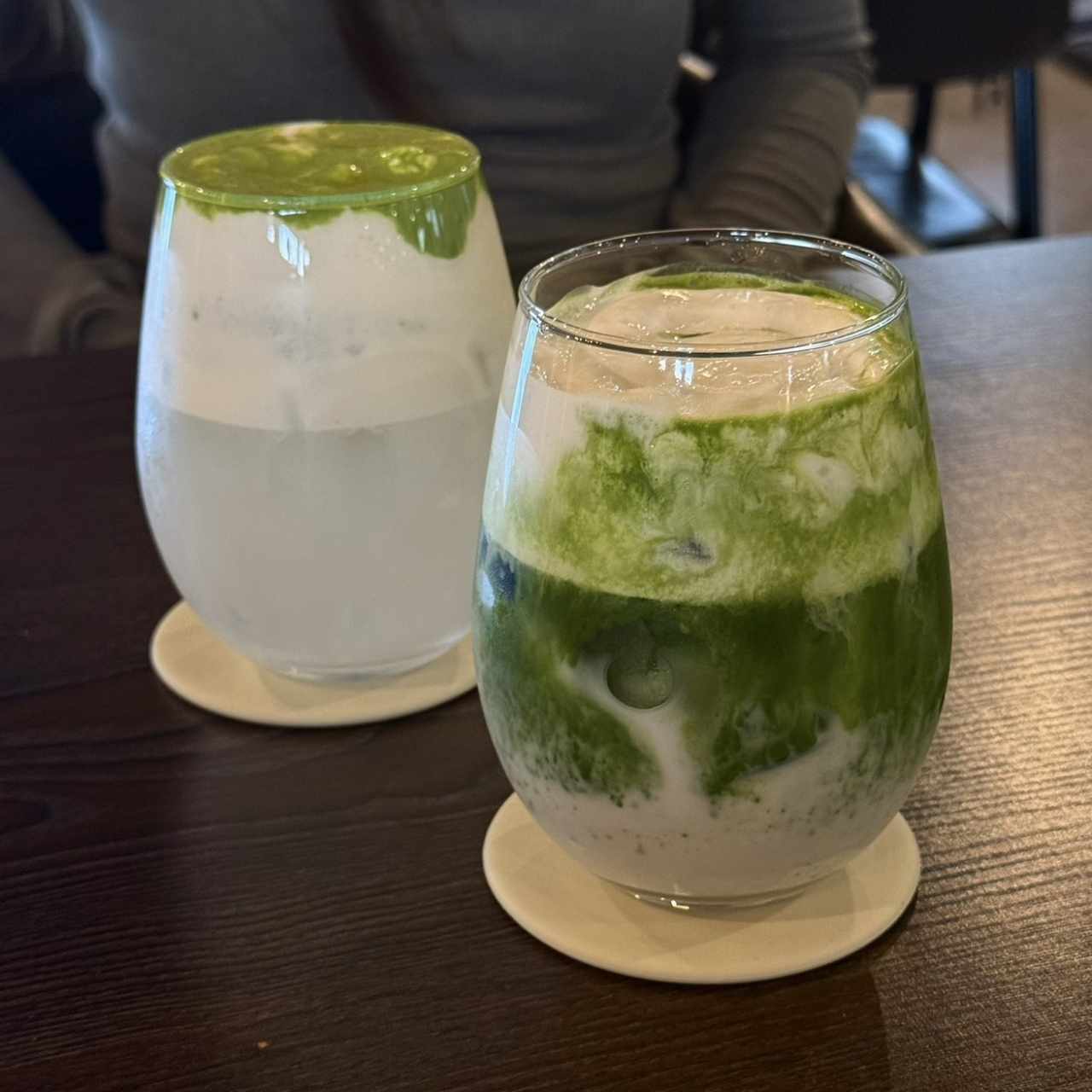 Matcha honey foam/ agua de pipa matcha