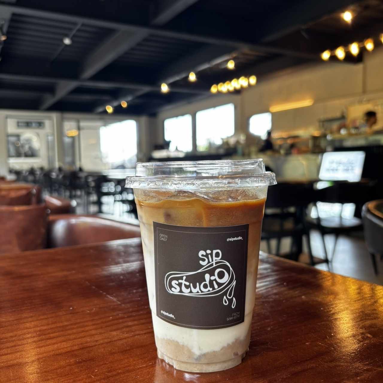 Caramelized banana iced latte 