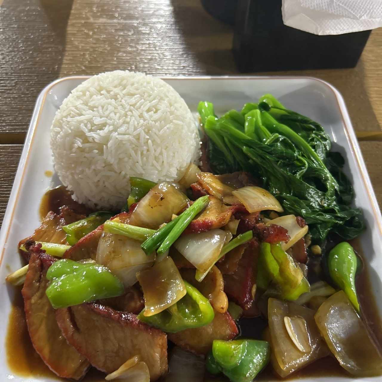 Arroz con puerco asado 