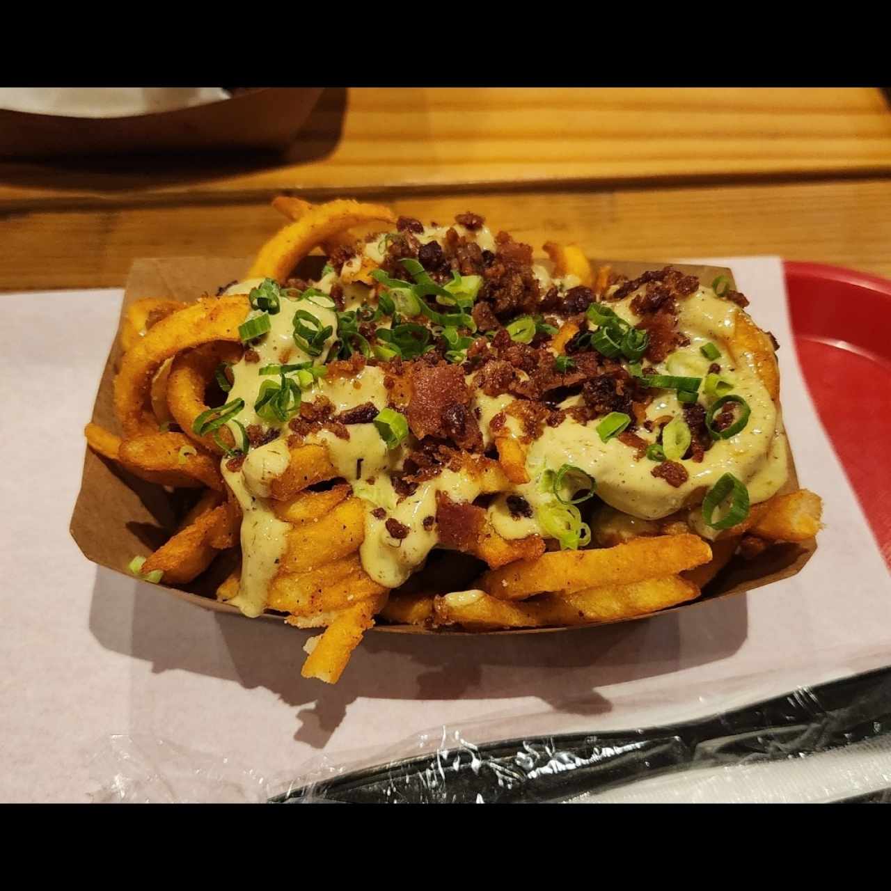 papas con bacon y salsa antiburger