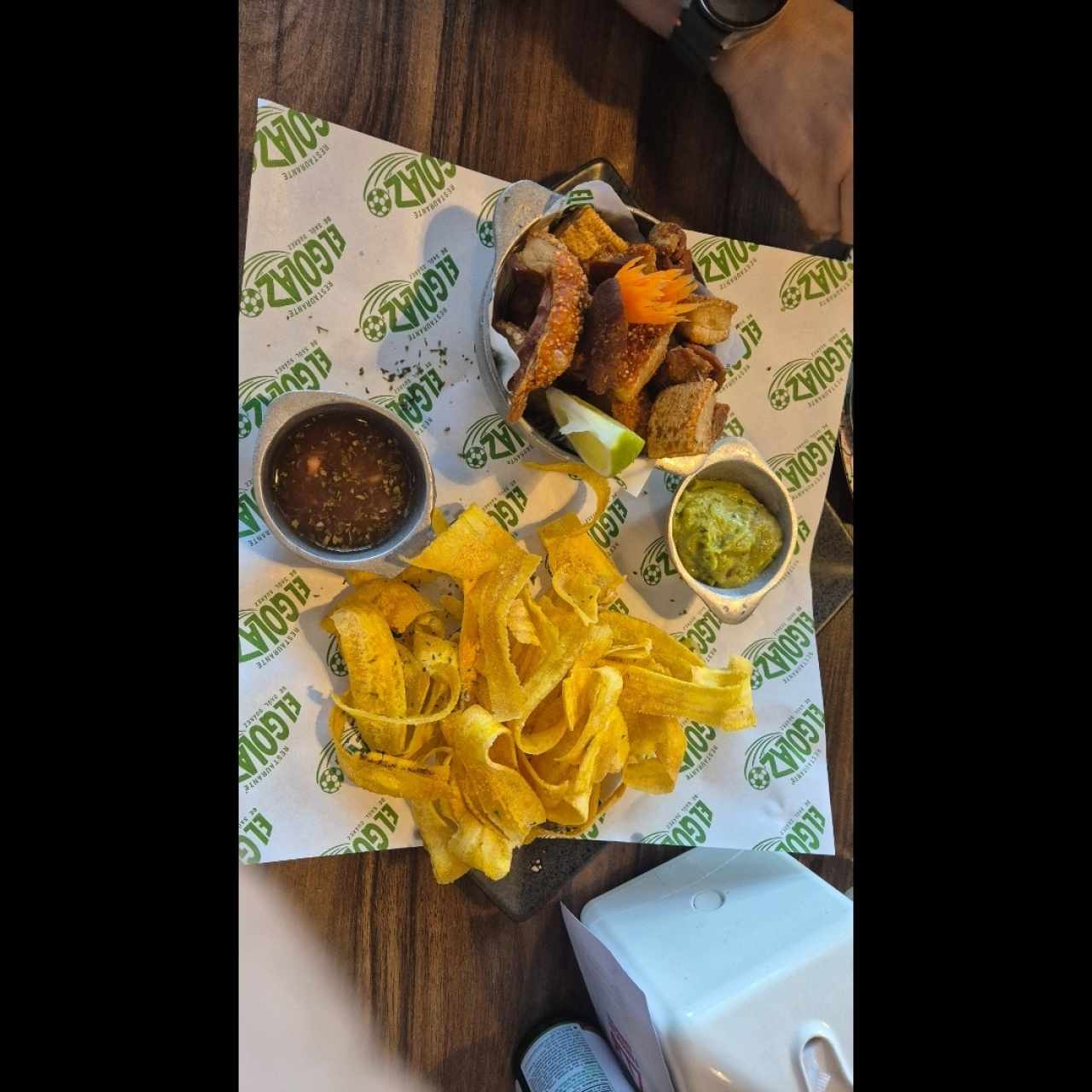entrada de Chicharrón 