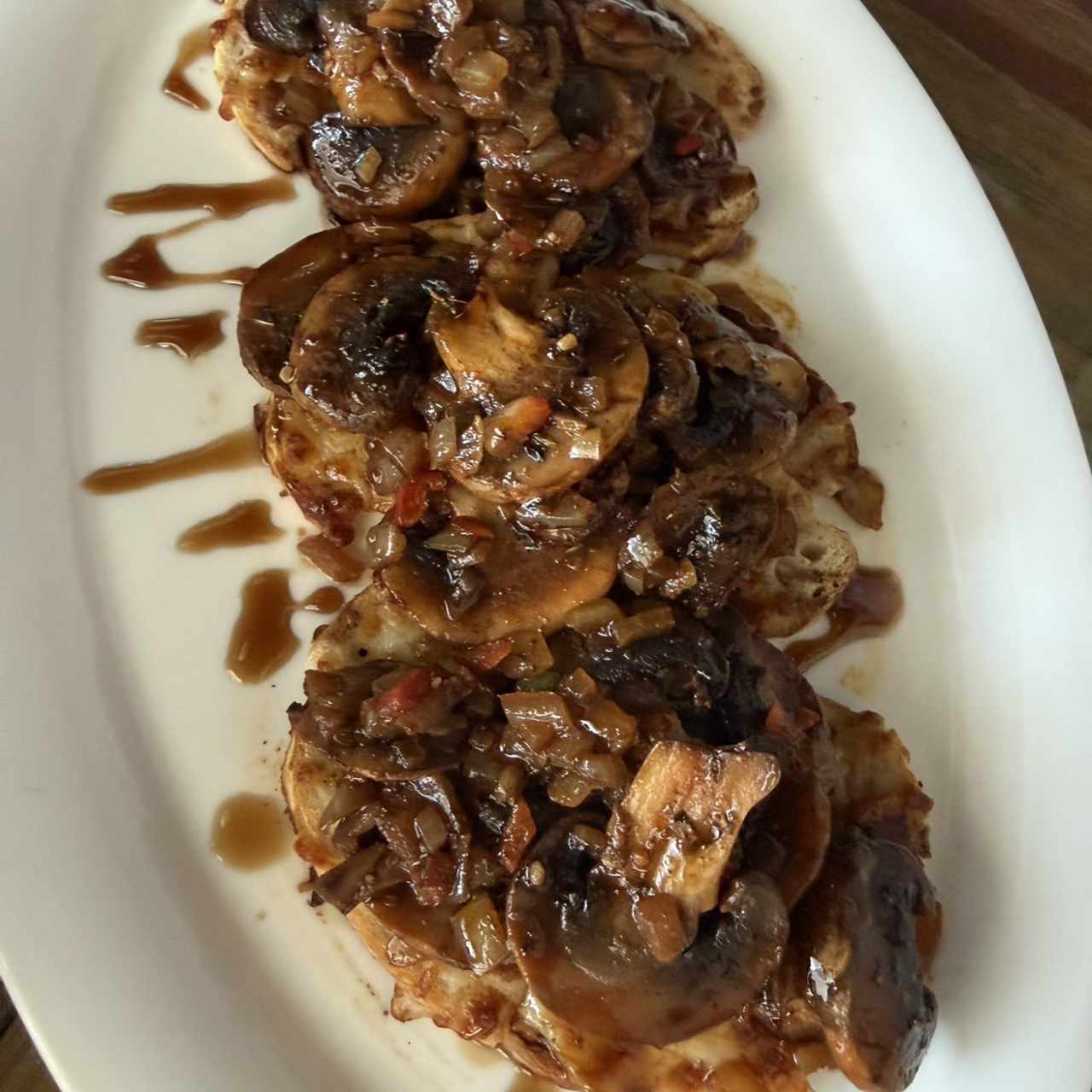 Bruchetta de hongos 
