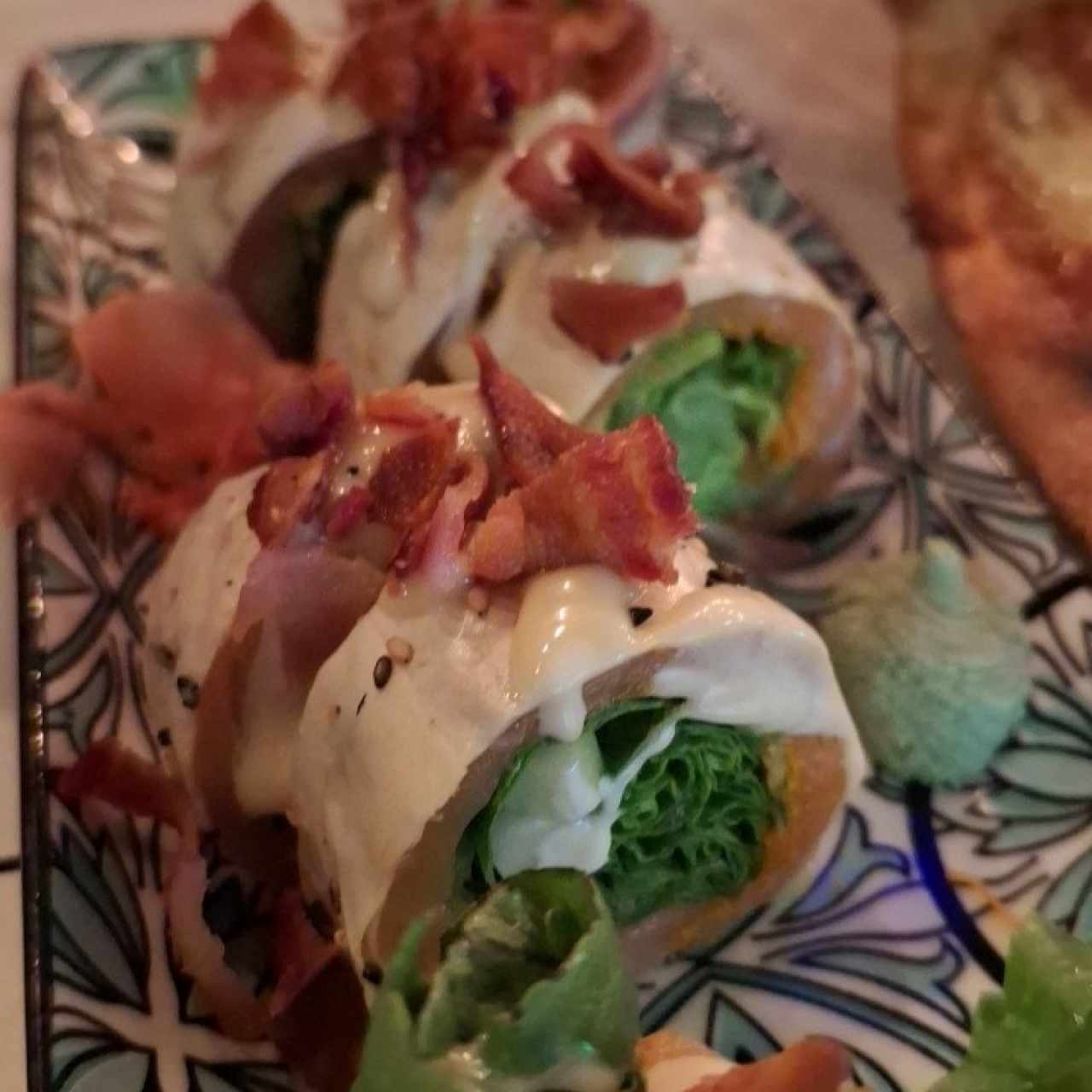 SUSHI - AHUMADO ROLL