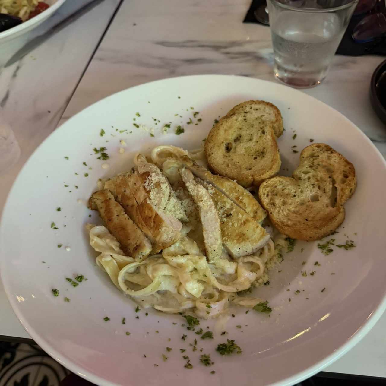 Fettuccine en Salsa Alfredo