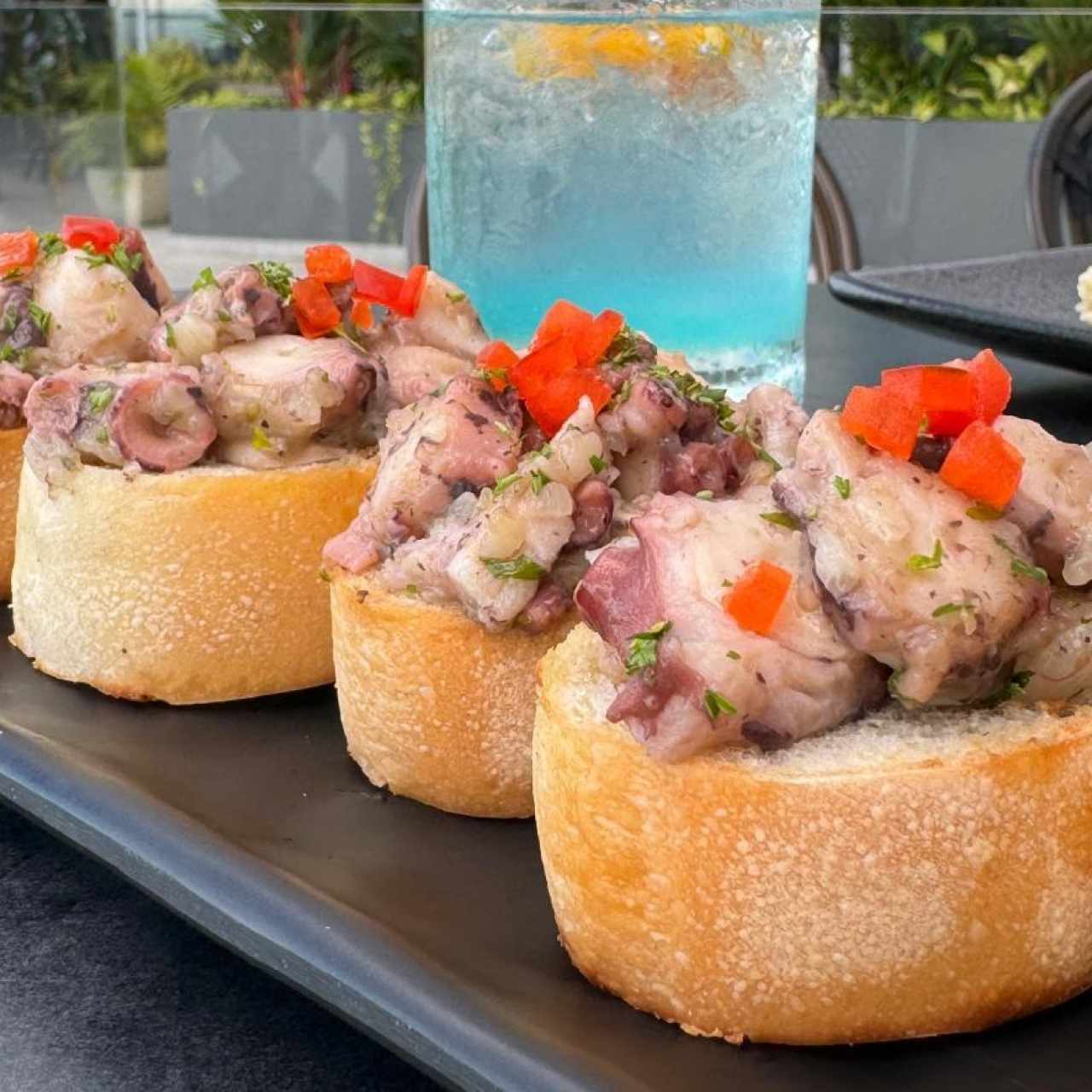 Crostini de Pulpo