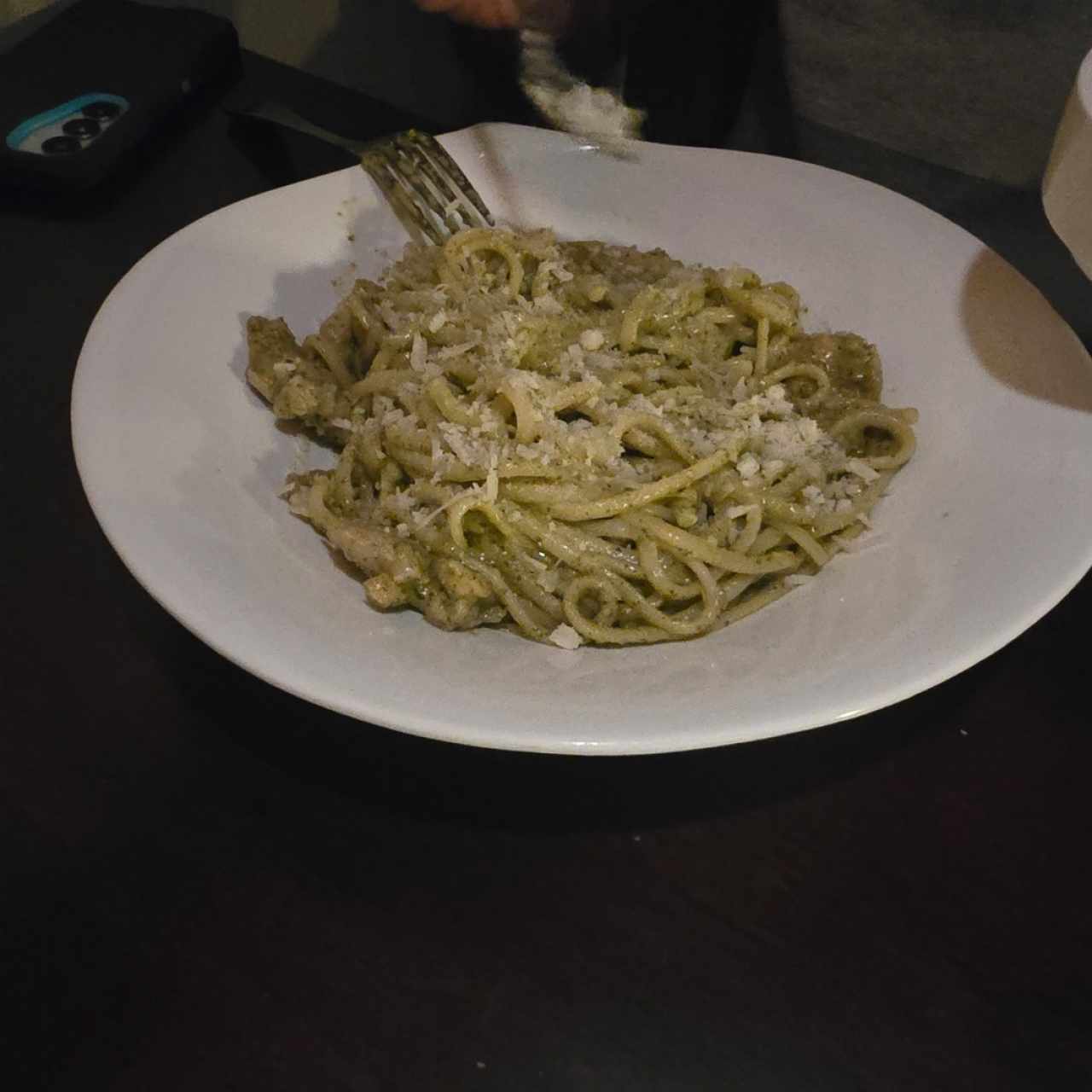 pasta al pesto con pollo