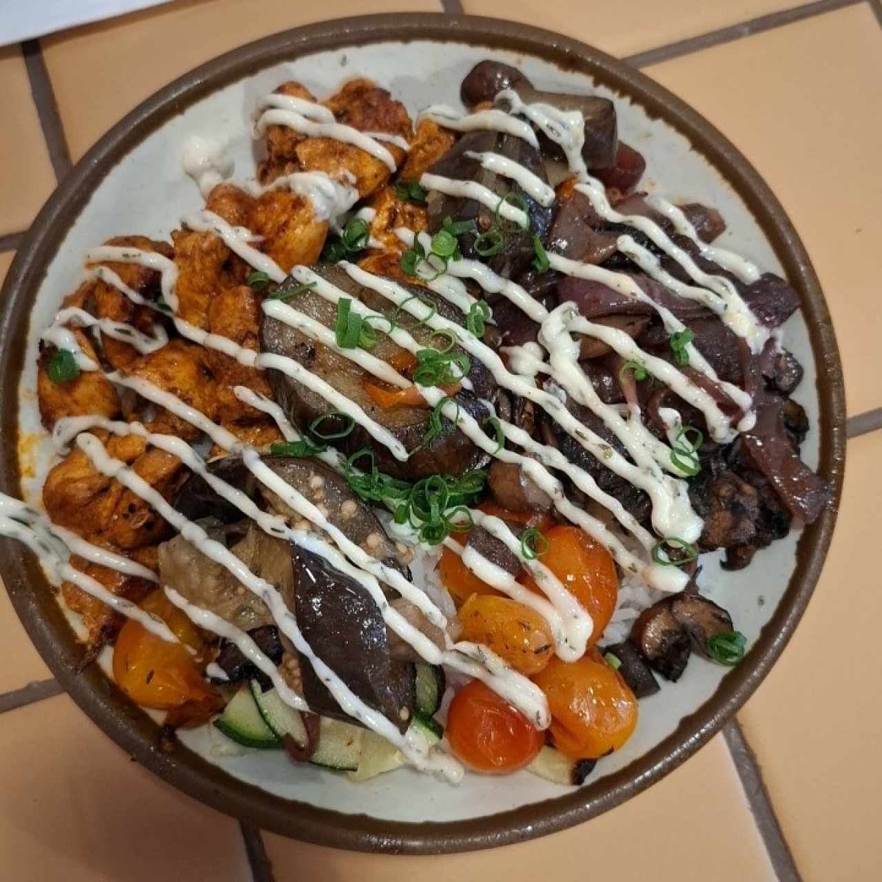 bowl de pollo
