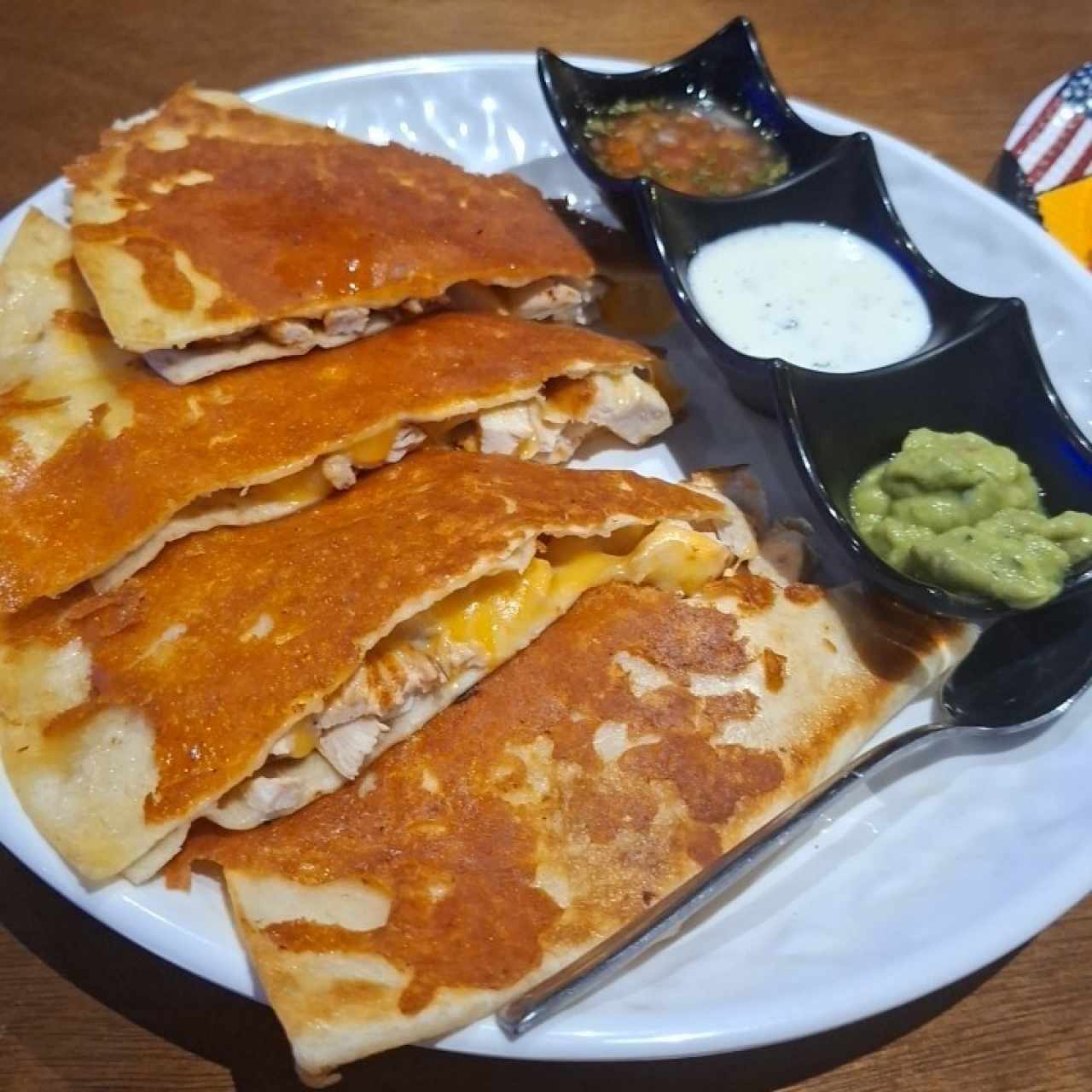 ENTRADAS - QUESADILLA DE POLLO