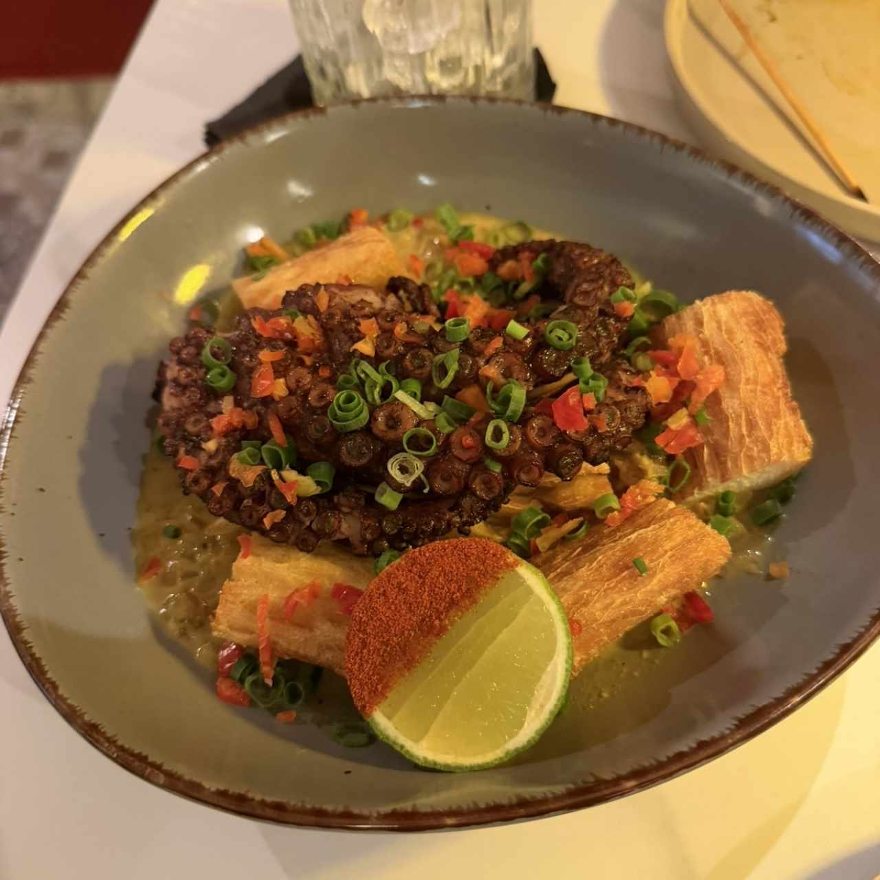 Pulpo con yuca