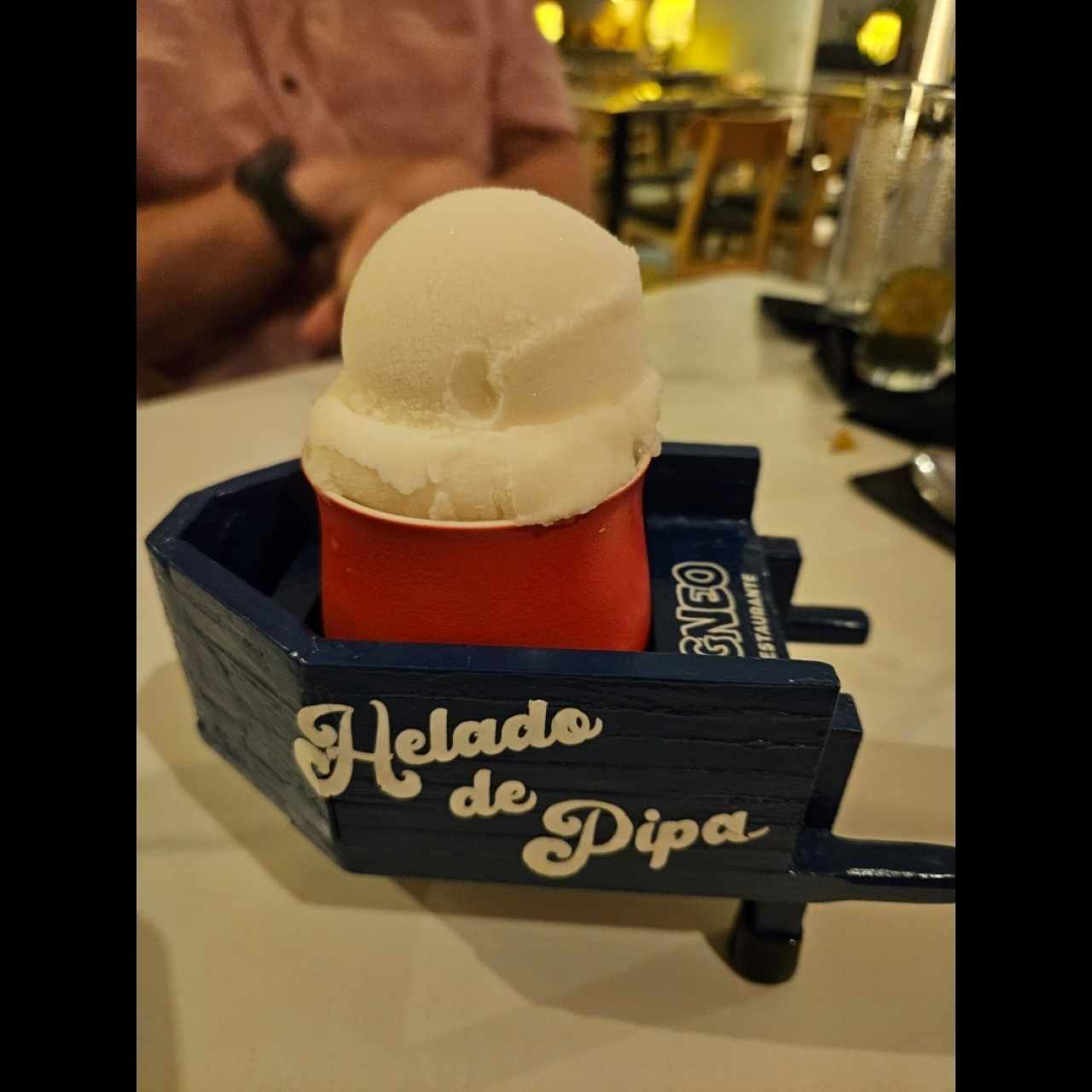 Helado de Pipa. (Es de coco)