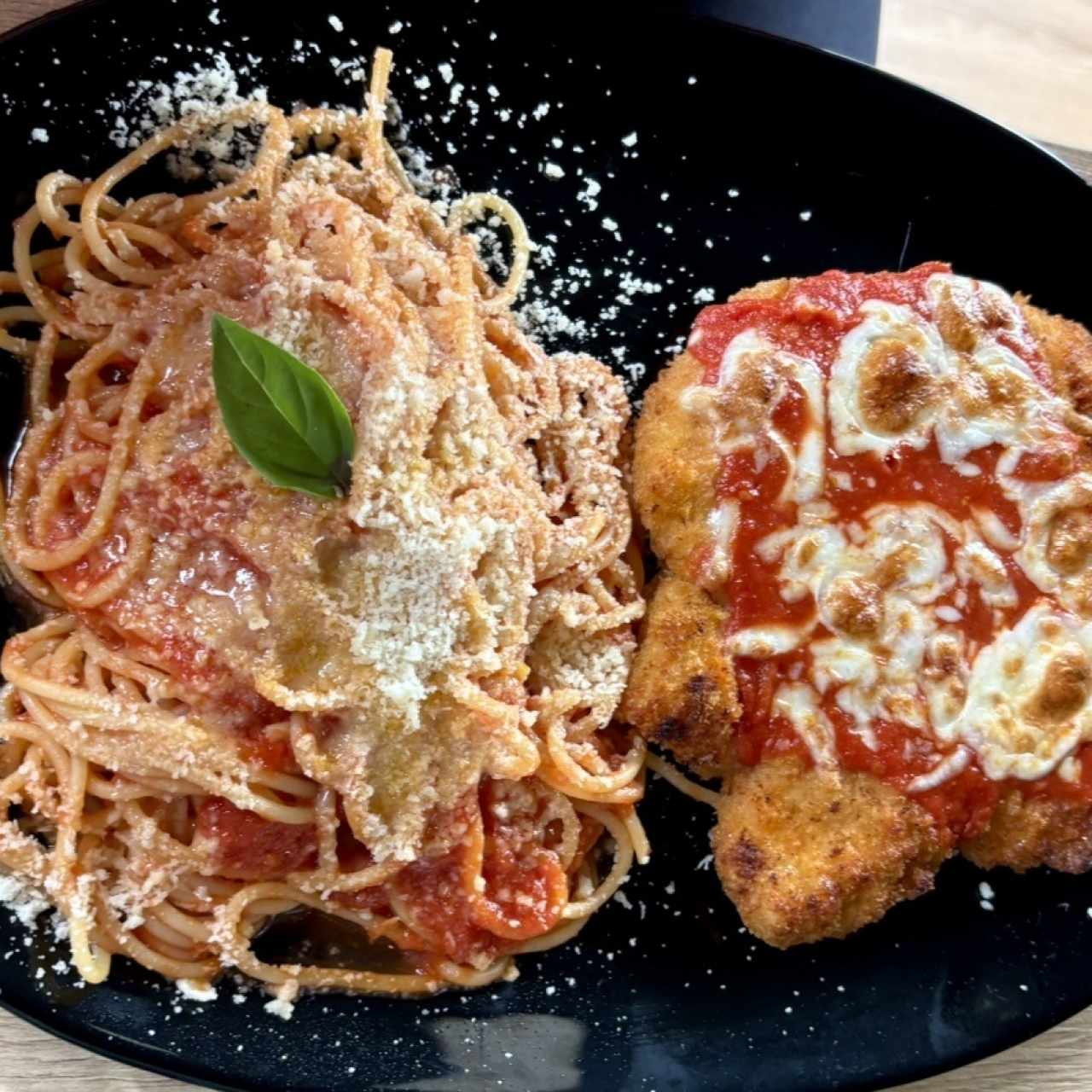 Pollo a la parmigiana