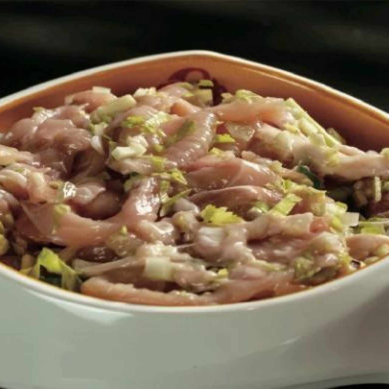 Pollo Suave con Toque de Apio