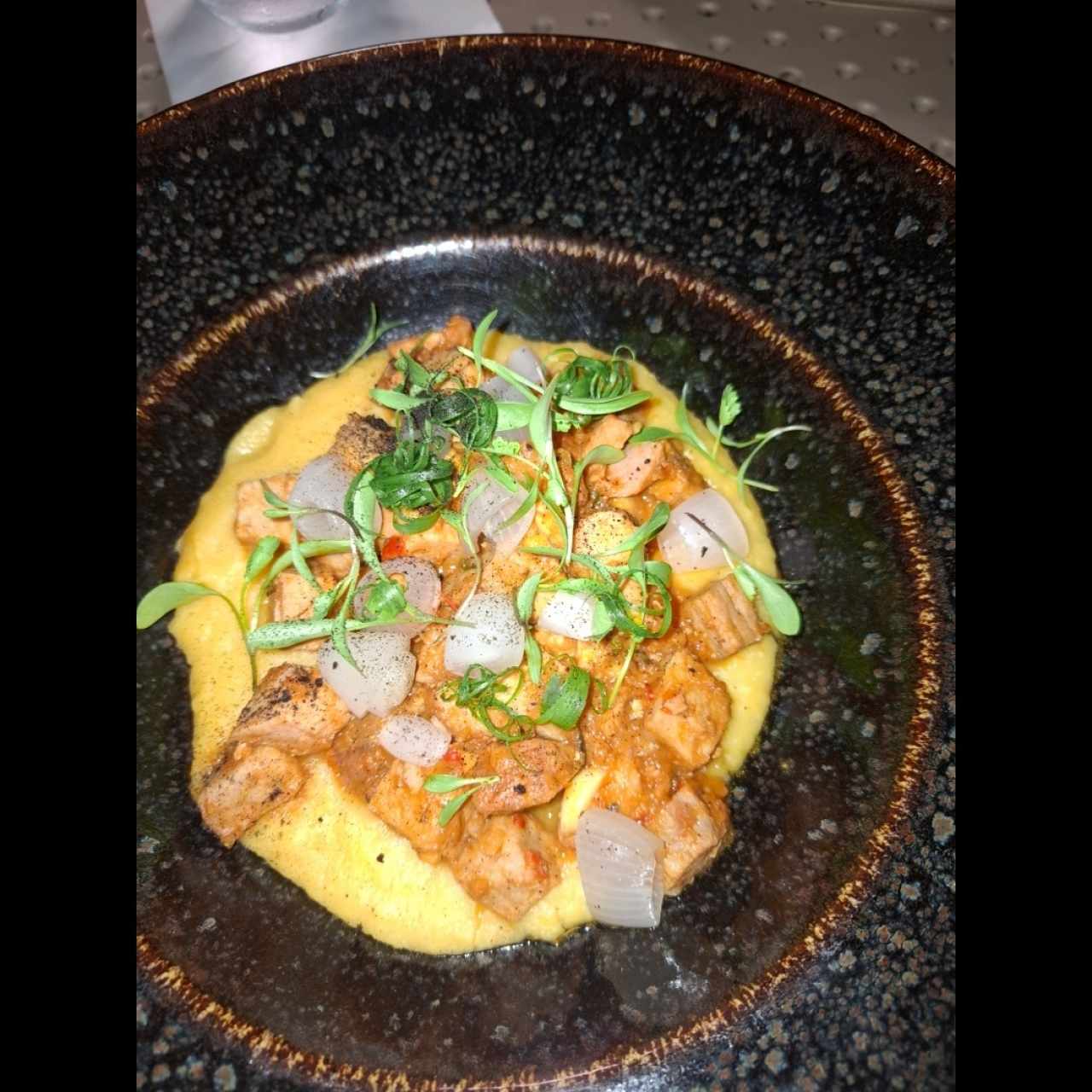 TAMAL DE OLLA CON PUERQUITO AHUMADO