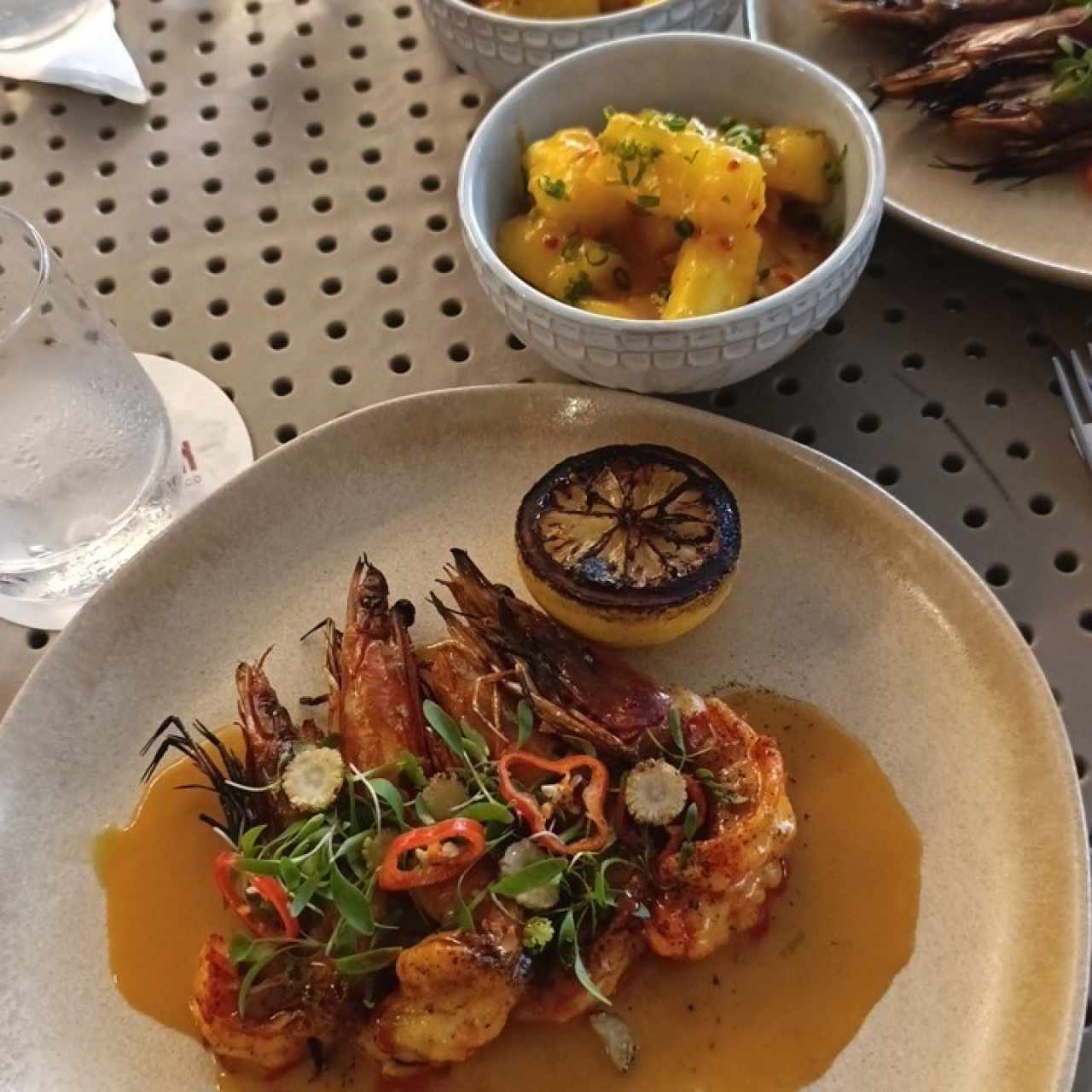 LANGOSTINOS A LA PARRILLA