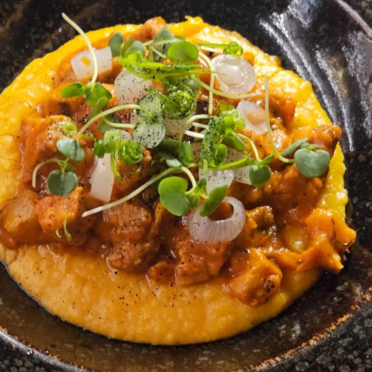 TAMAL DE OLLA CON PUERQUITO AHUMADO