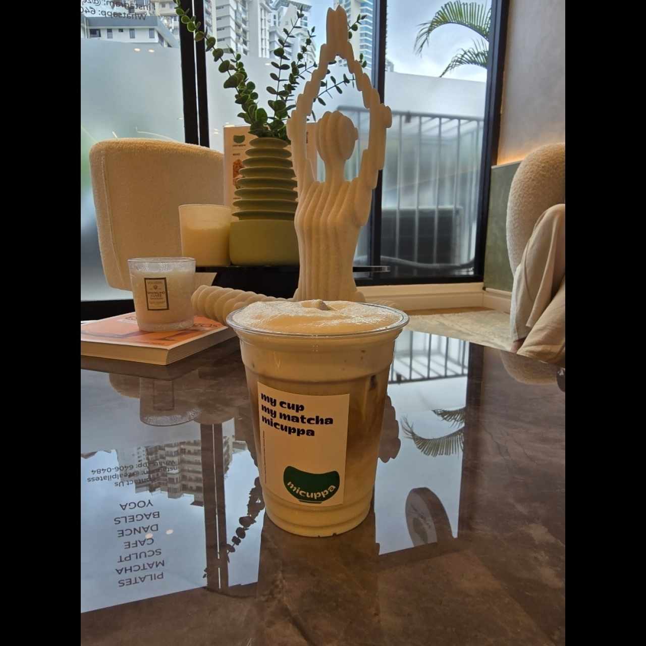 Iced Vanilla Bean Latte Macchiato