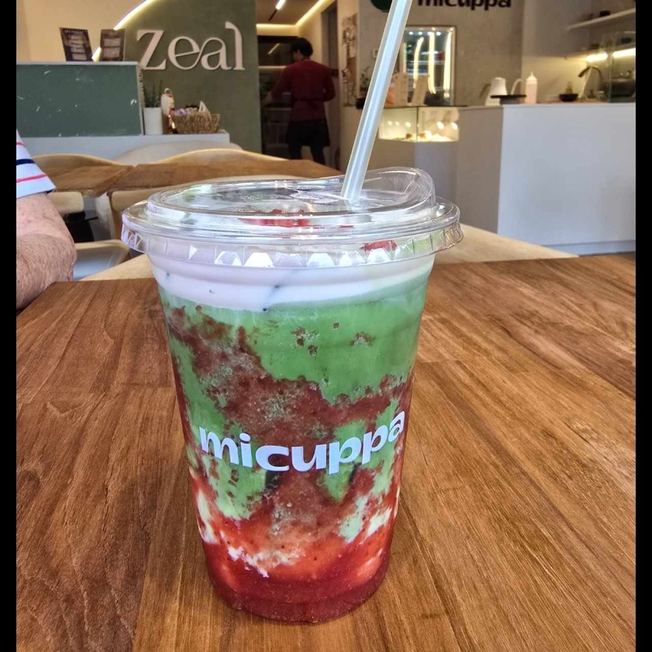 SAKURA STRAWBERRY MATCHA BLOOM