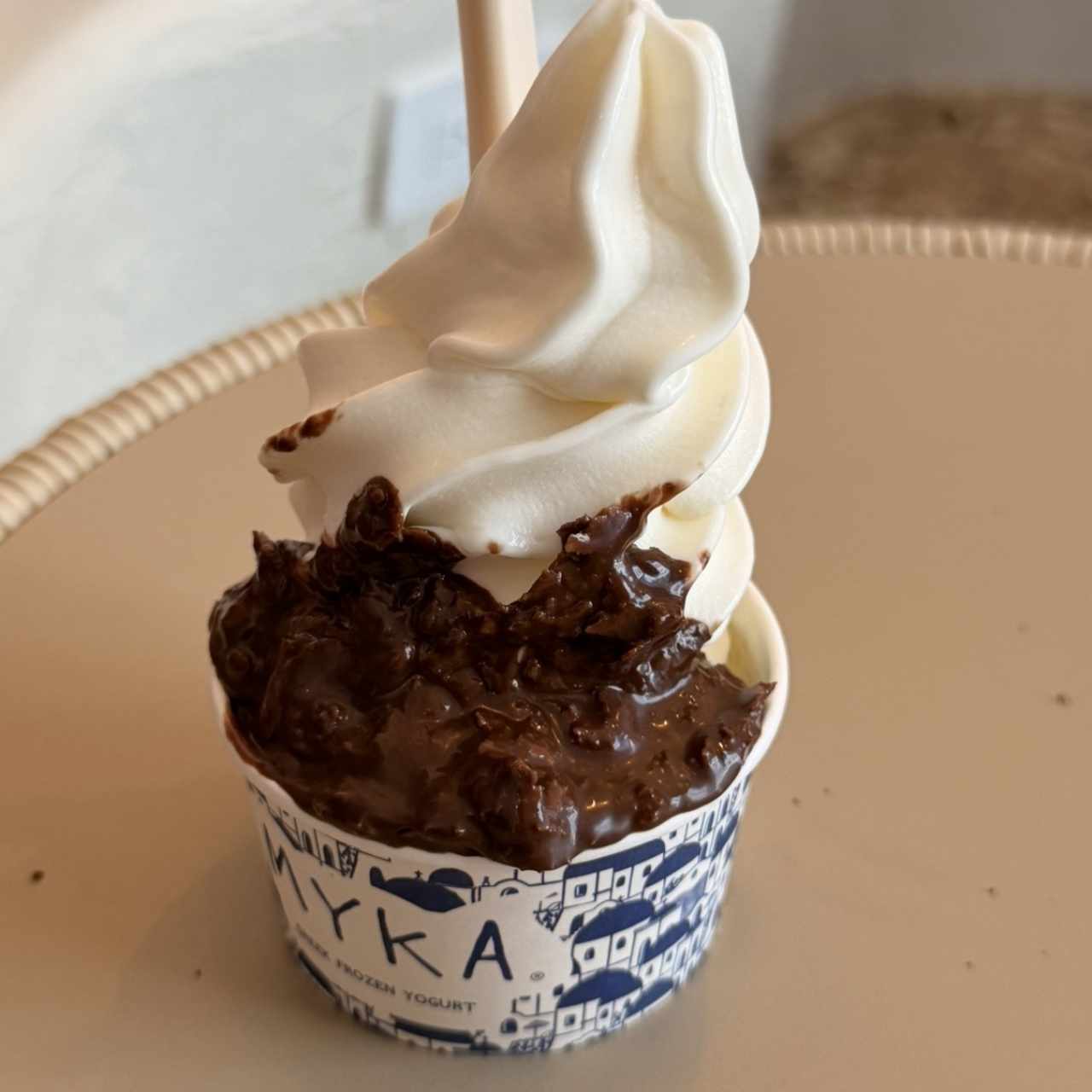 Yogurt Griego - Praline Topping Nutella