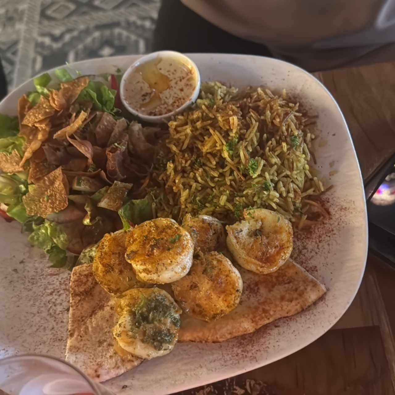 Camarones con arroz arabe 