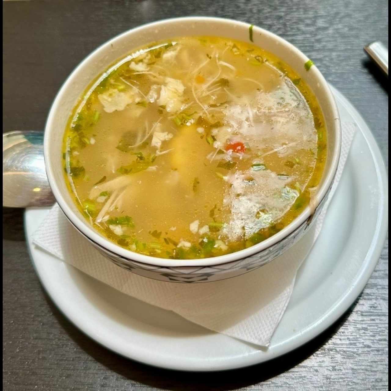 Sopa de pollo 