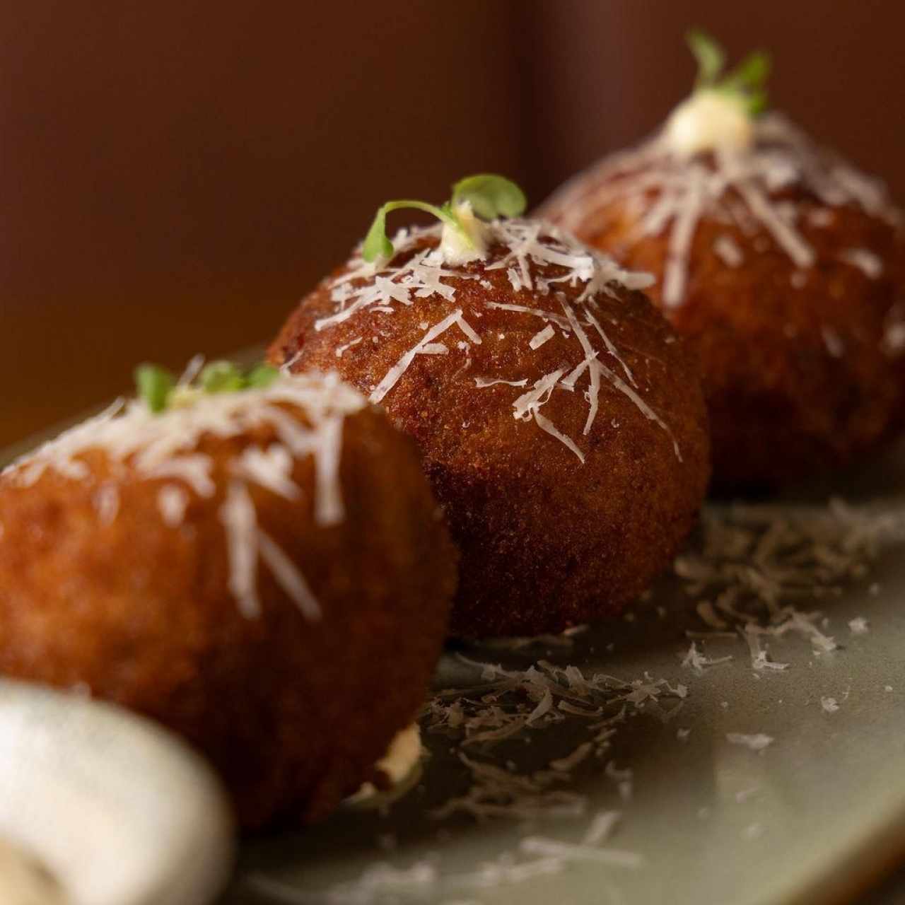 Arancini de Arroz con Pollo