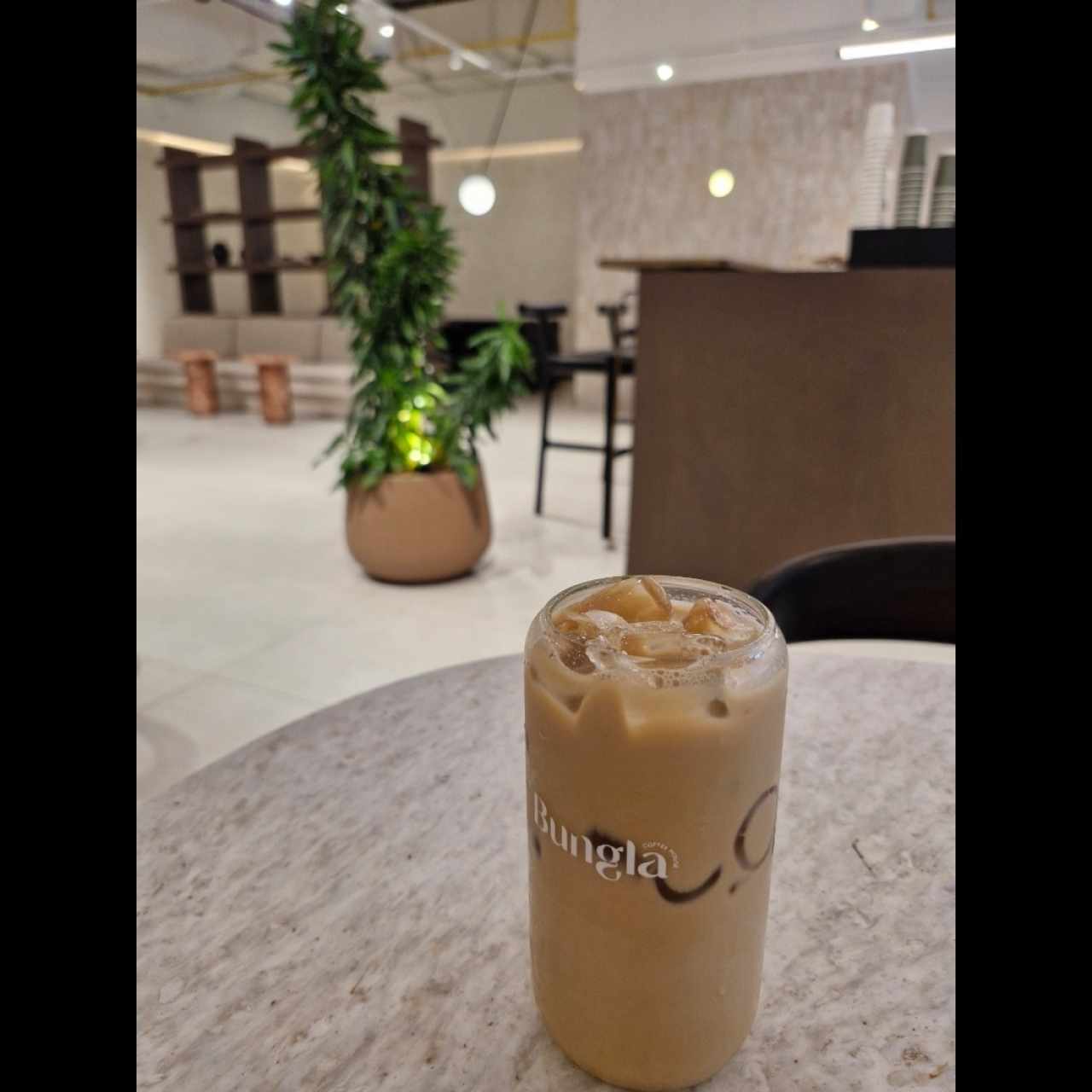 iced caramel latte