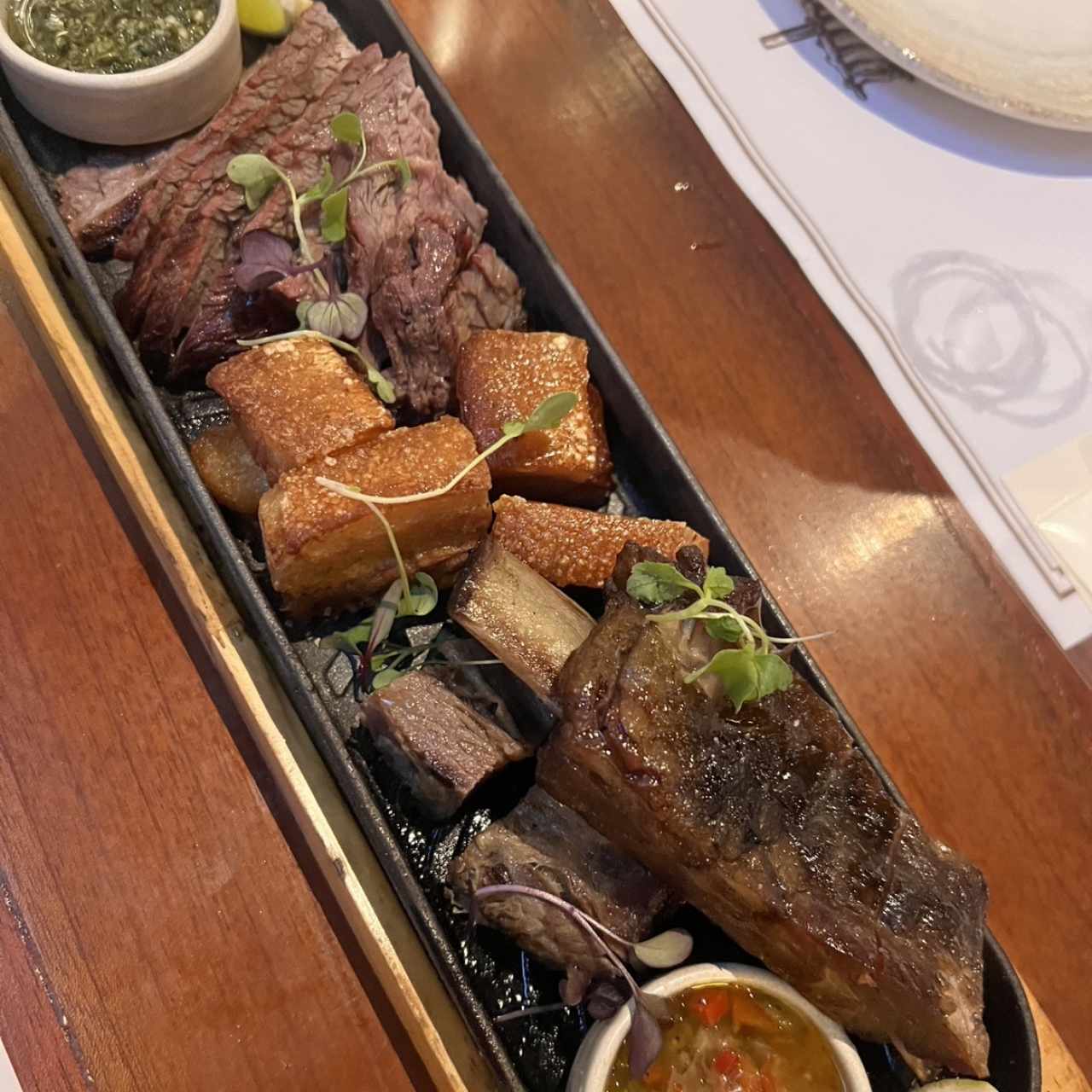 Mixto tres carnes 