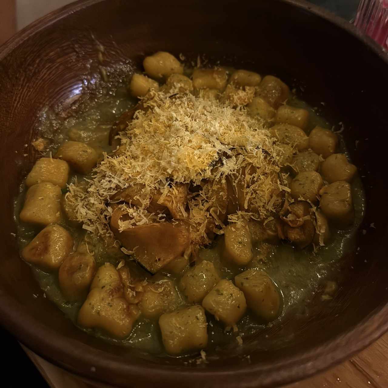 Ñoquis Pesto Brujo